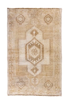 Antique Turkish Oushak Rug in Faded Ivory & Sand