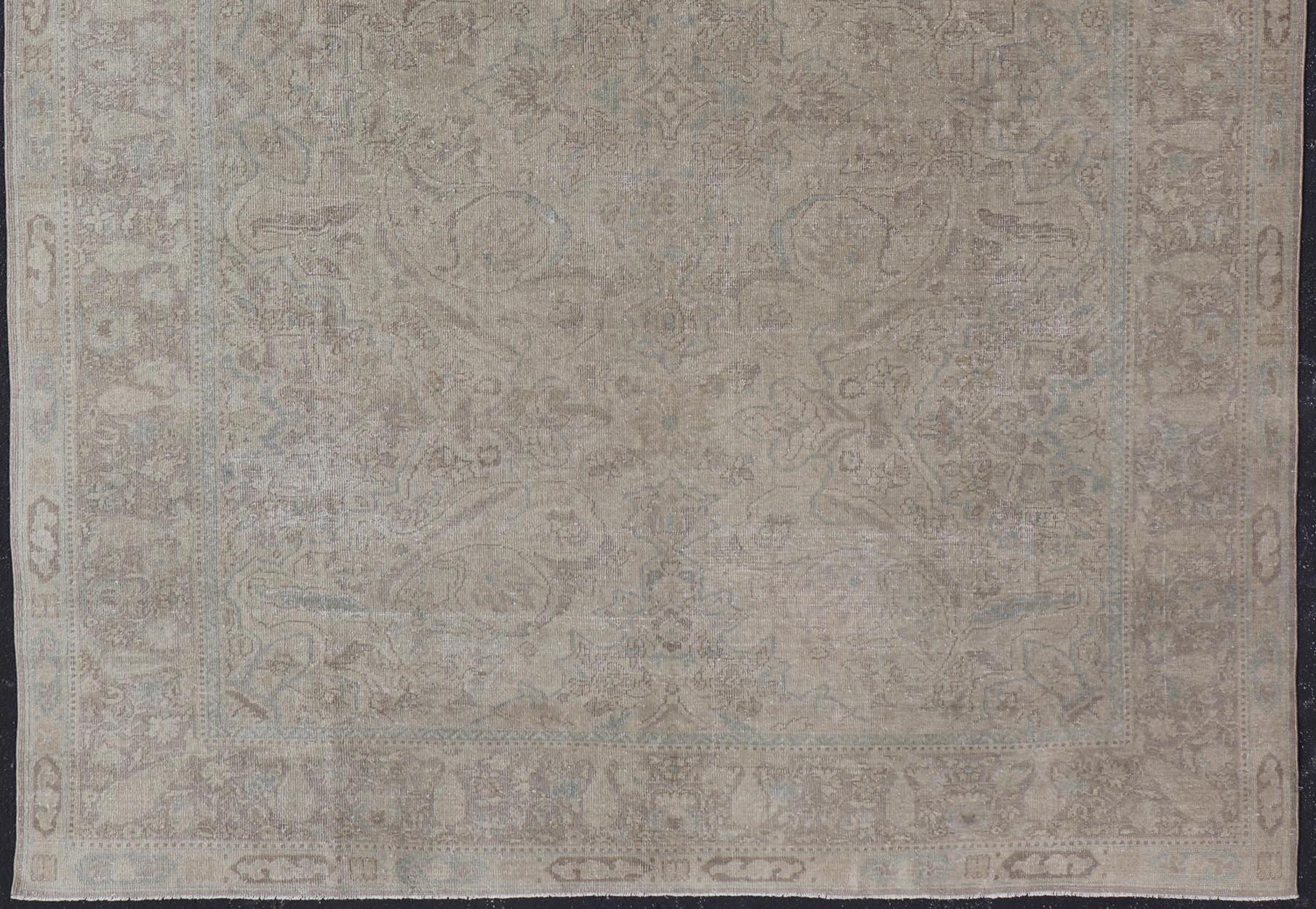 Antiker türkischer Oushak-Teppich in Mist Blau und weichen Grautönen 9'10 x 13'10 (20. Jahrhundert) im Angebot