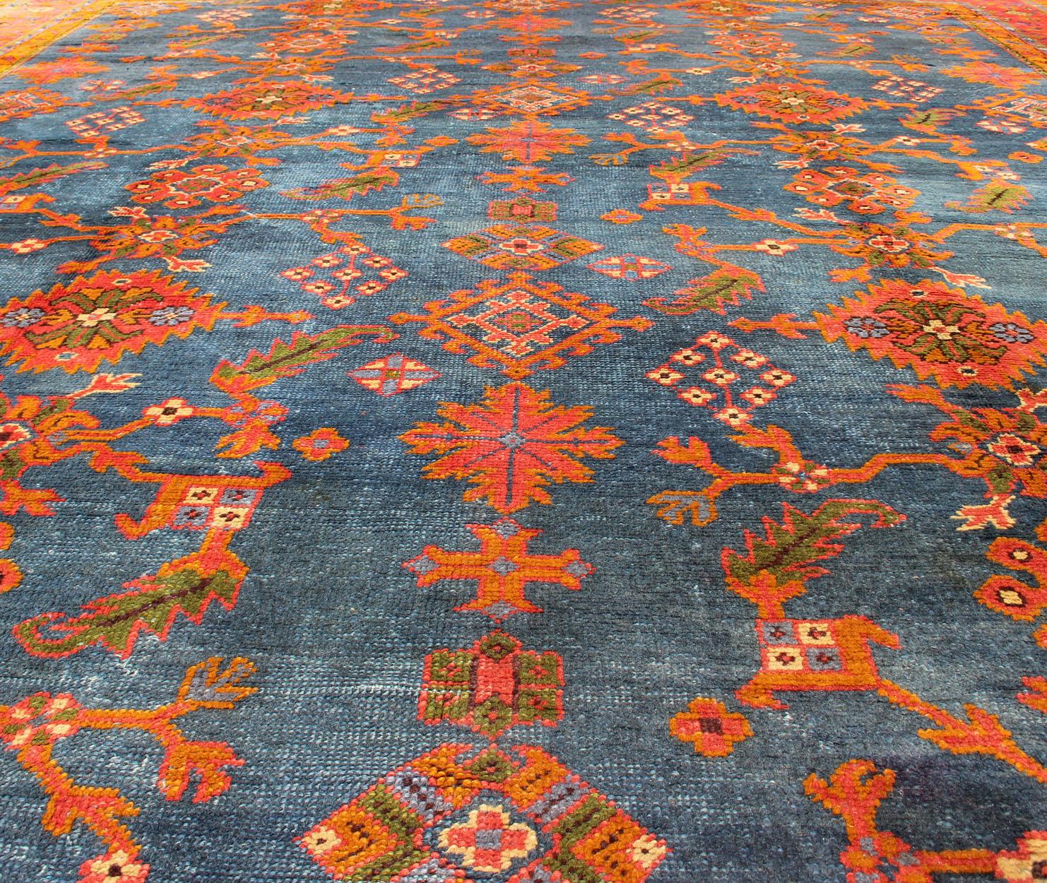 Antique Turkish Oushak Rug in Vibrant Blue, Red, Green with All-Over Design For Sale 4