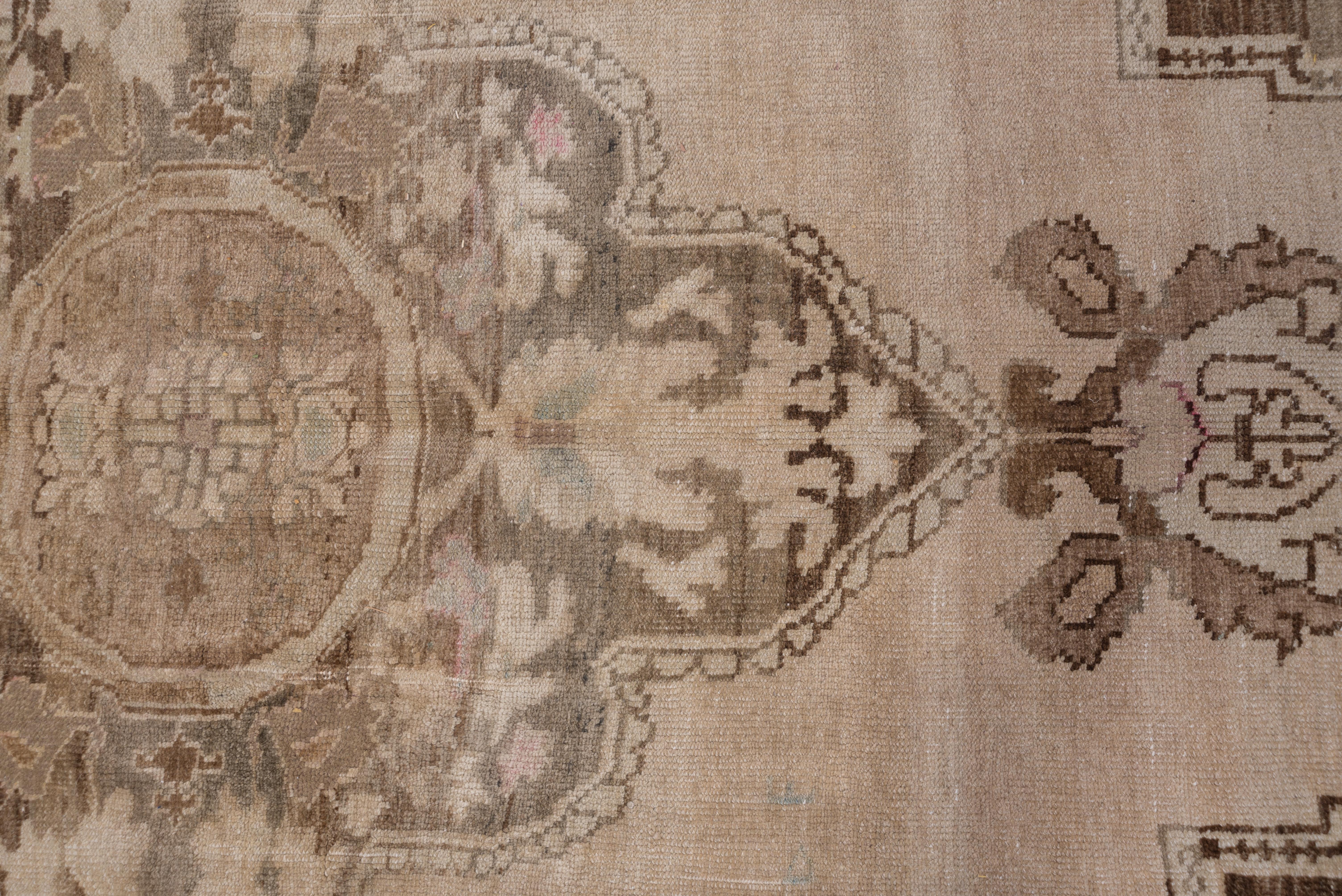 Antiker türkischer Oushak-Teppich, neutrale Palette, ca. 1930er Jahre im Angebot 3