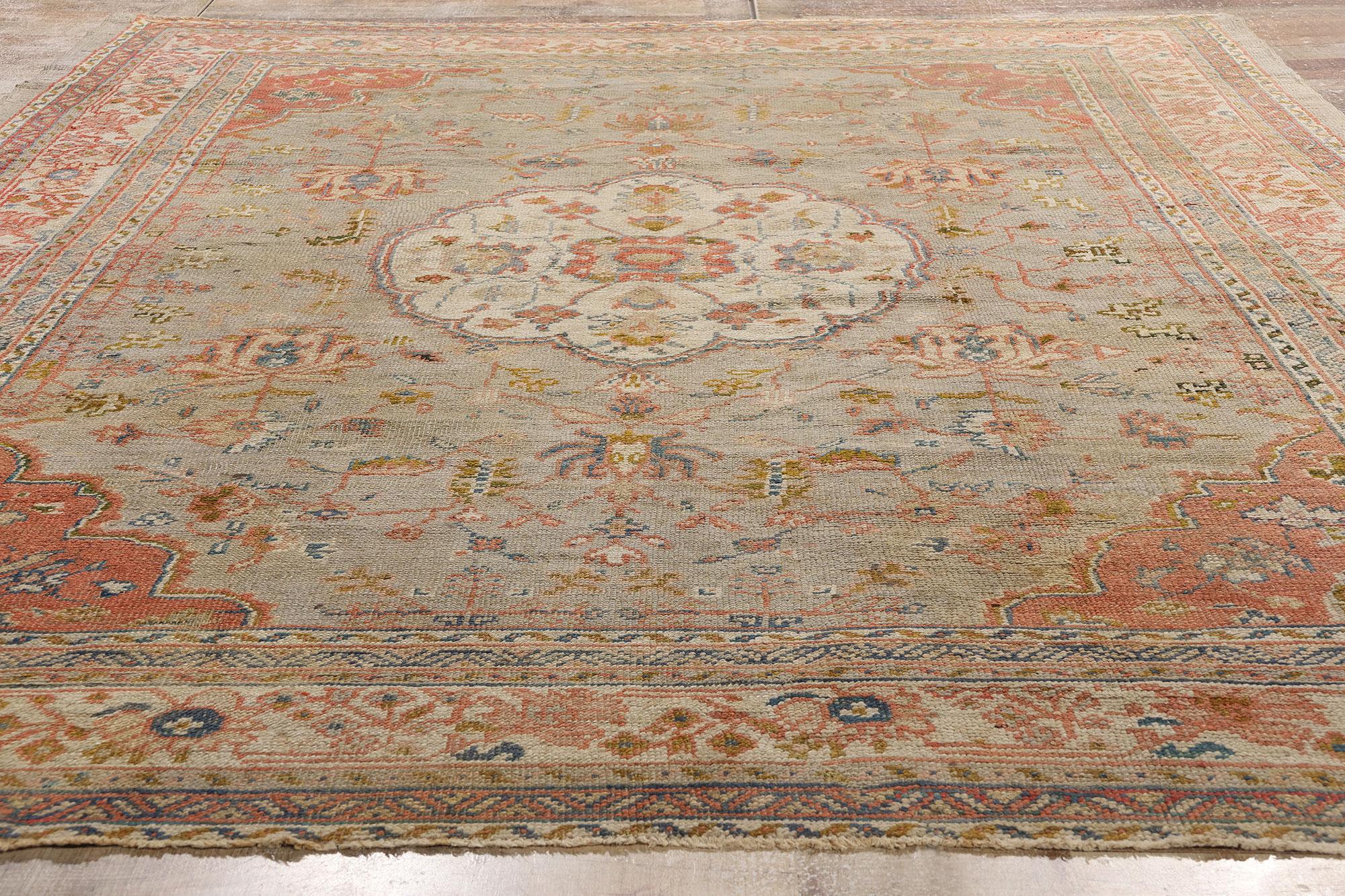1910's Turkish Oushak Carpet with Modern Style For Sale 2