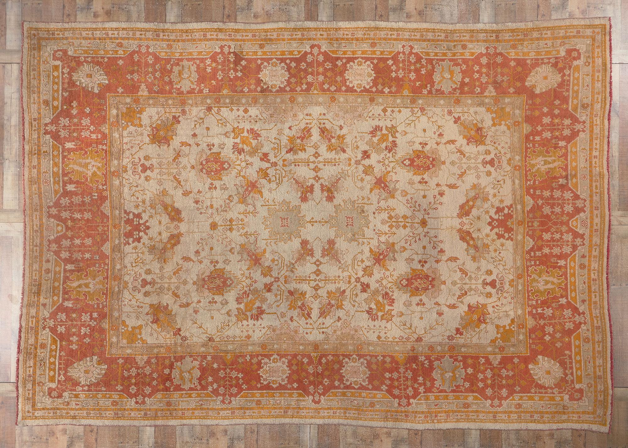 Antiker türkischer Oushak-Teppich, entspannte Vertrautheit trifft auf unaufdringliche Eleganz im Angebot 2
