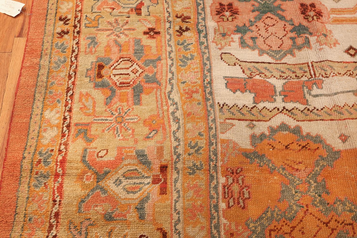 Antique Turkish Oushak Rug In Good Condition In New York, NY