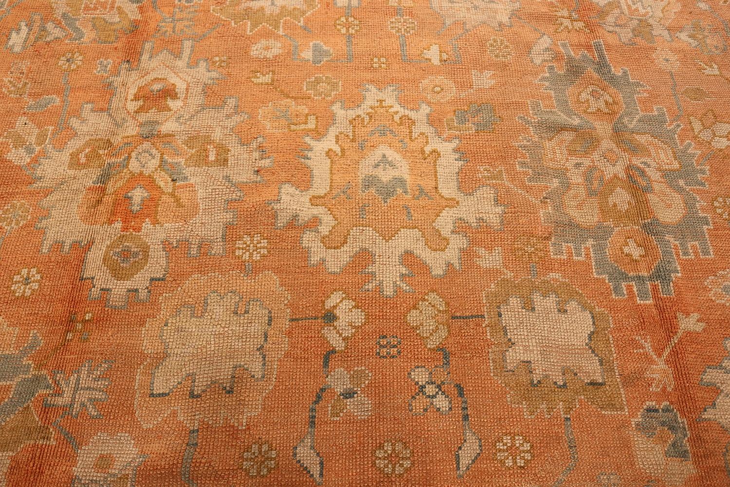 20th Century Antique Turkish Oushak Rug. Size: 11 ft 7 in x 14 ft 7 in For Sale