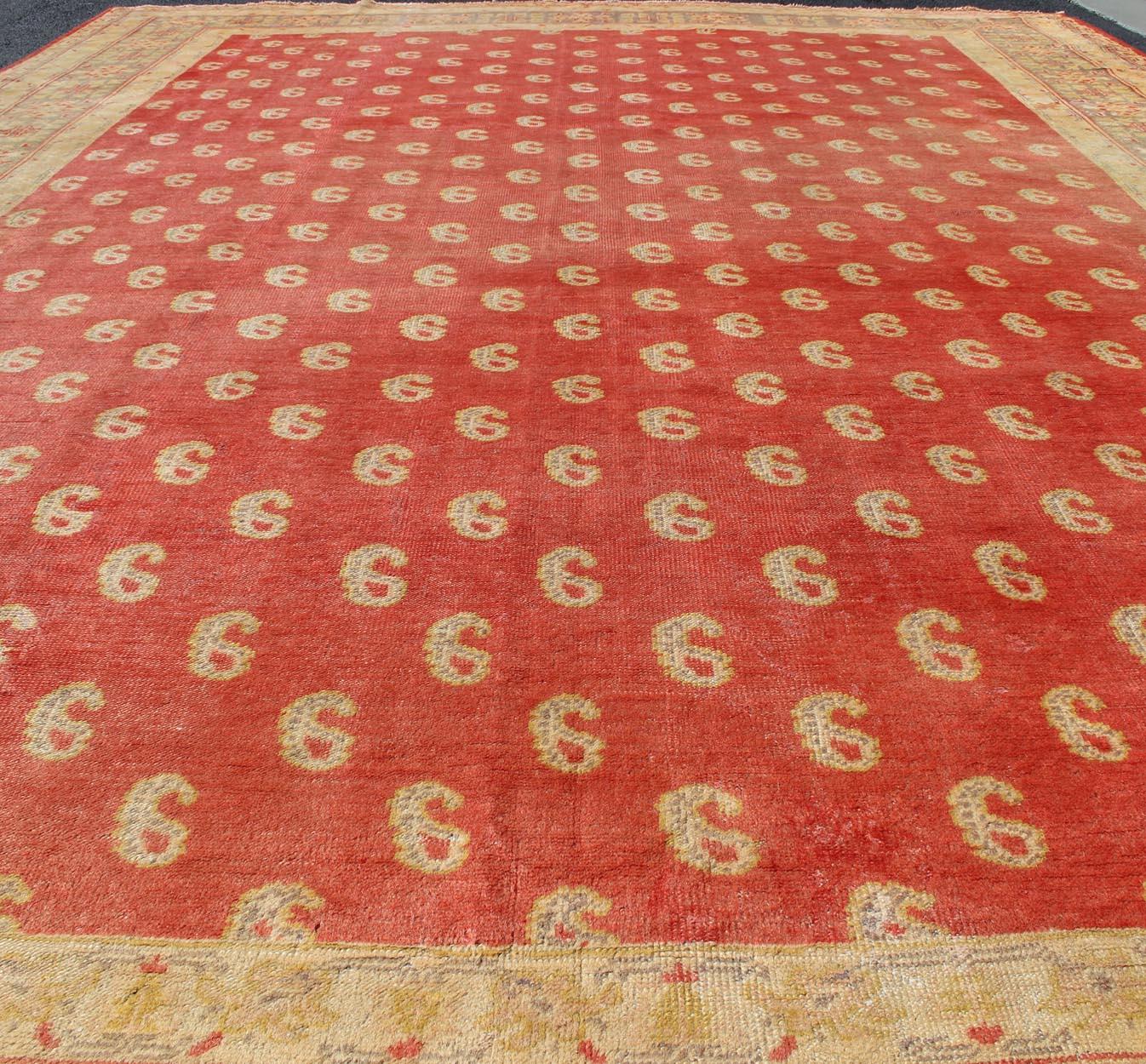 Antique Turkish Oushak Rug with All-Over Design with Red, Light Green and Gold For Sale 5