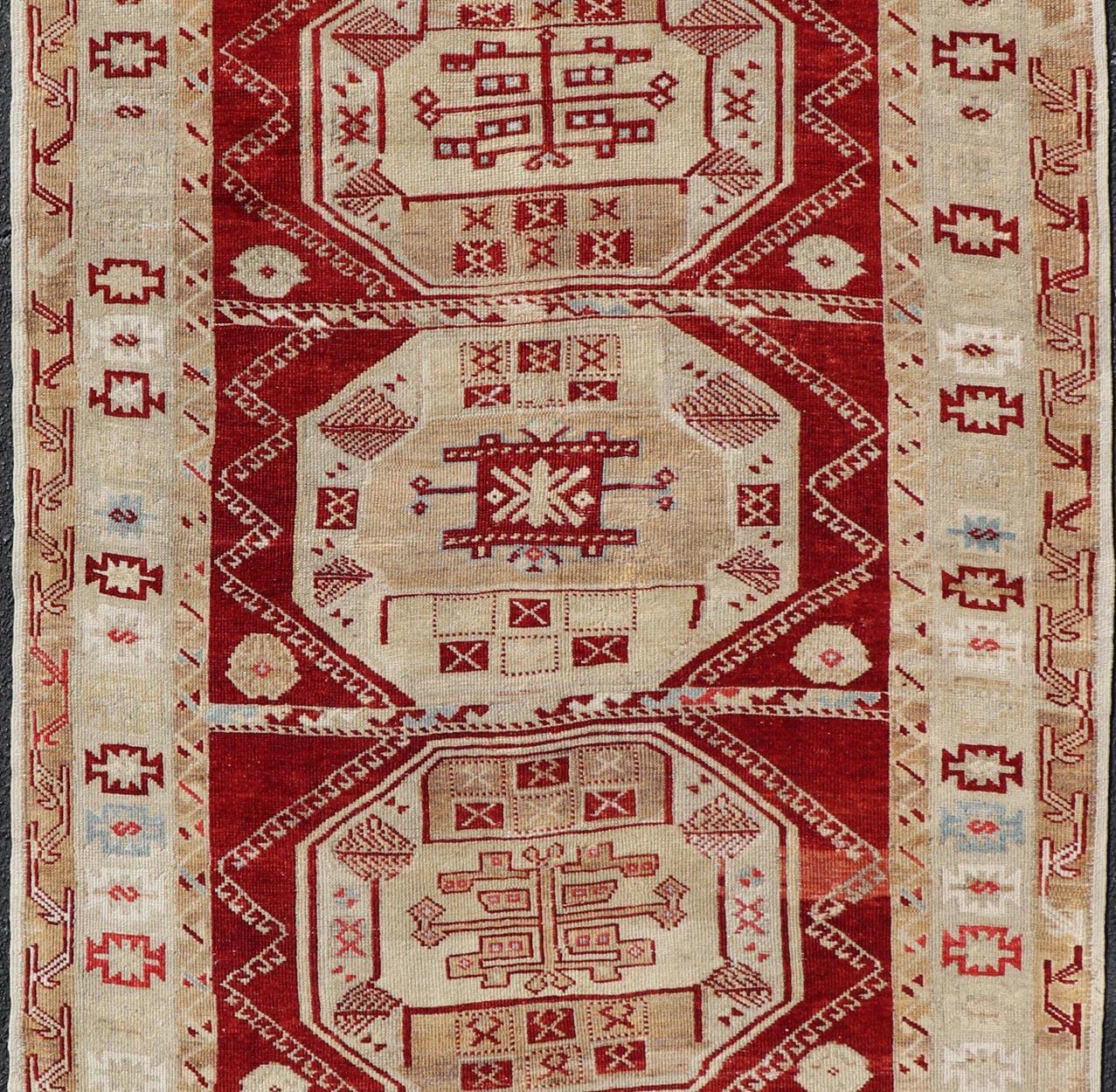 Antique Turkish Oushak Rug with Deep Red, Ivory Tones and Medallions 4'8 x 9'6 For Sale 1