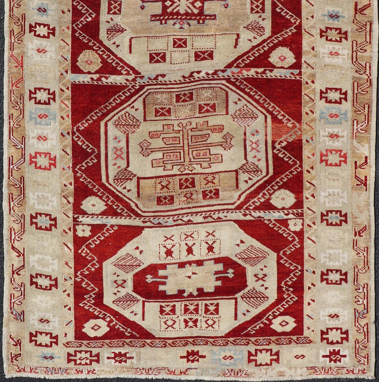 Antique Turkish Oushak Rug with Deep Red, Ivory Tones and Medallions 4'8 x 9'6 For Sale 2