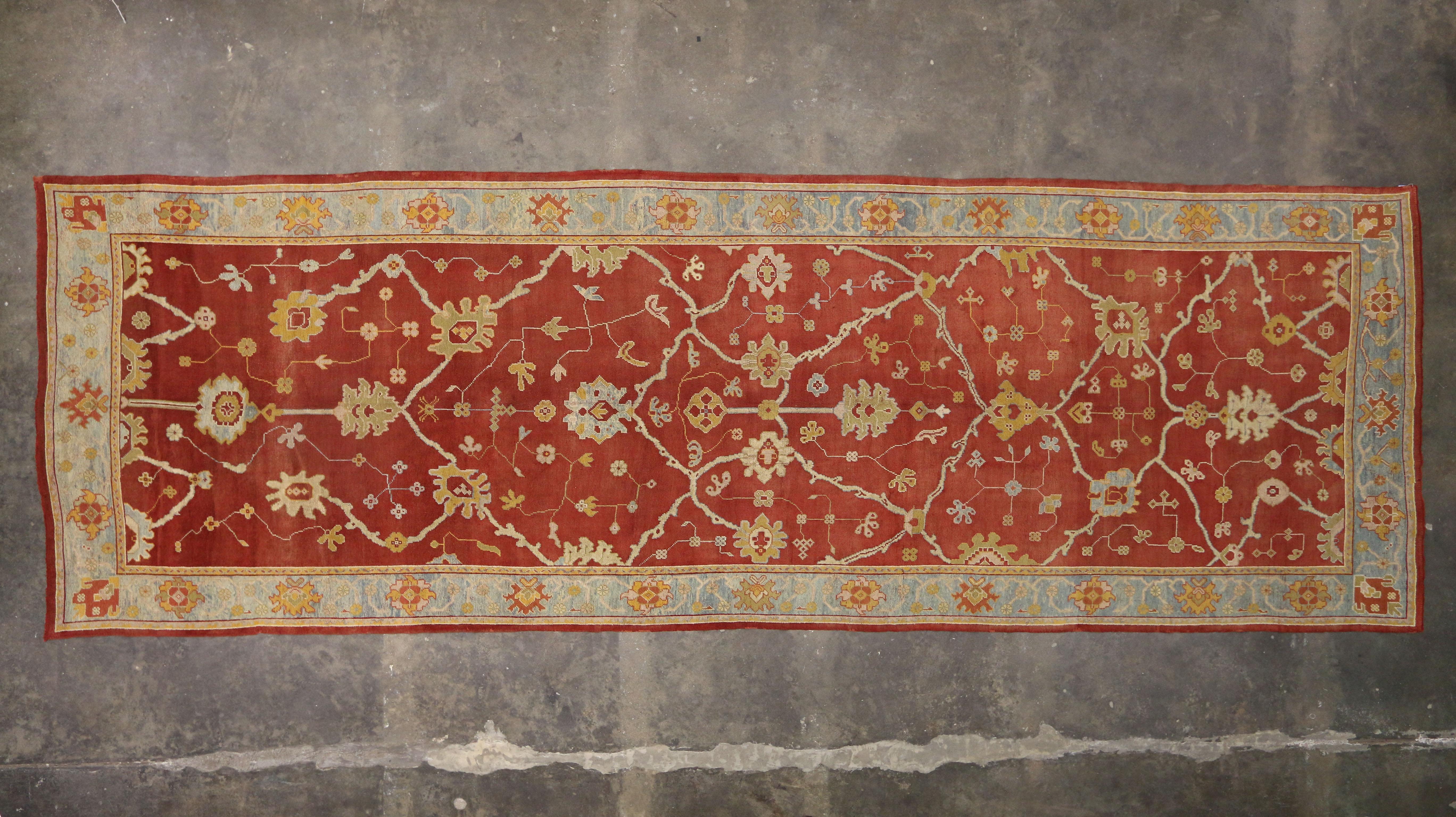 Antique Turkish Oushak Gallery Rug with Arts and Crafts Style For Sale 3