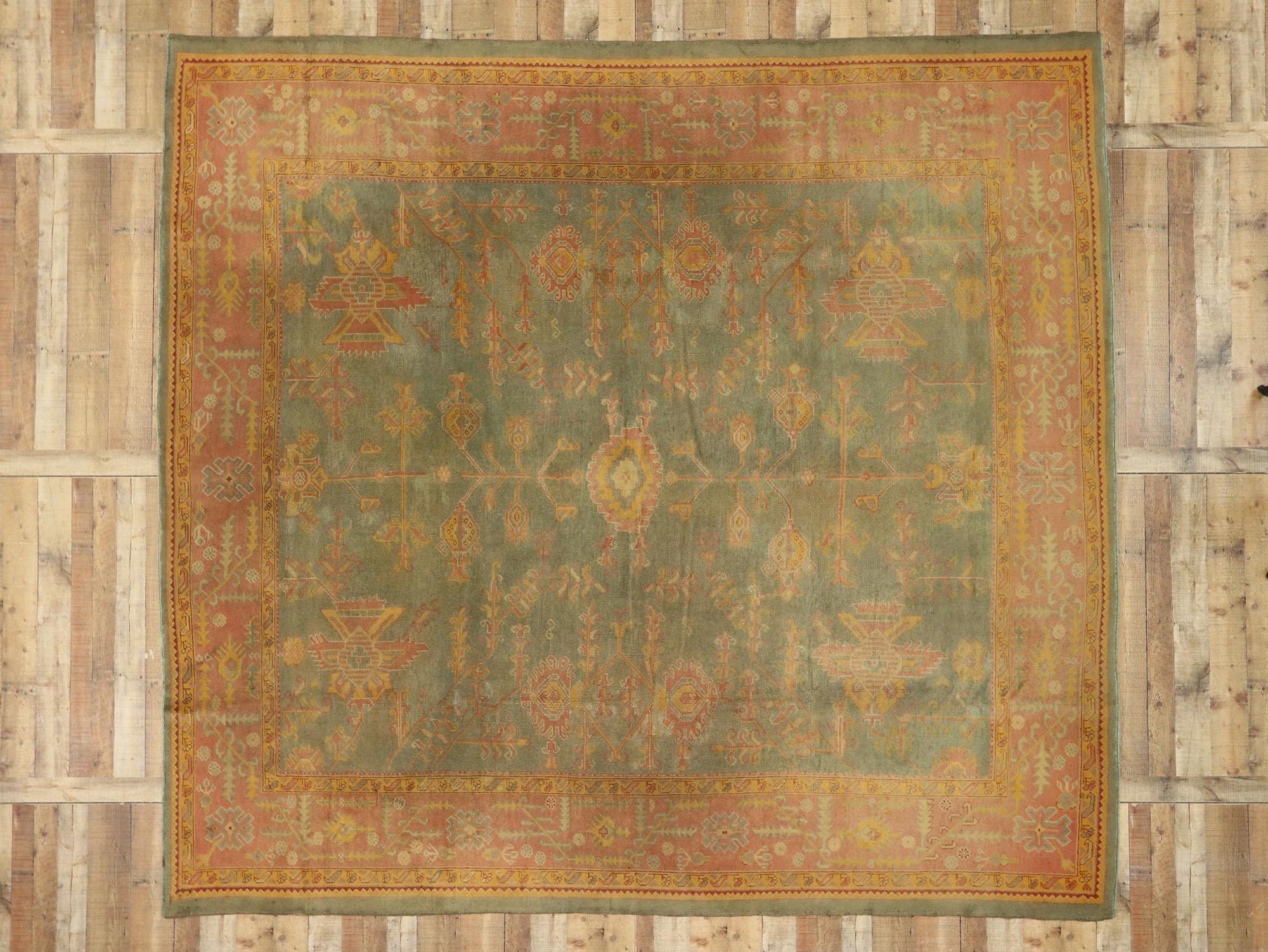 Ancien tapis turc vert d'Oushak en vente 1