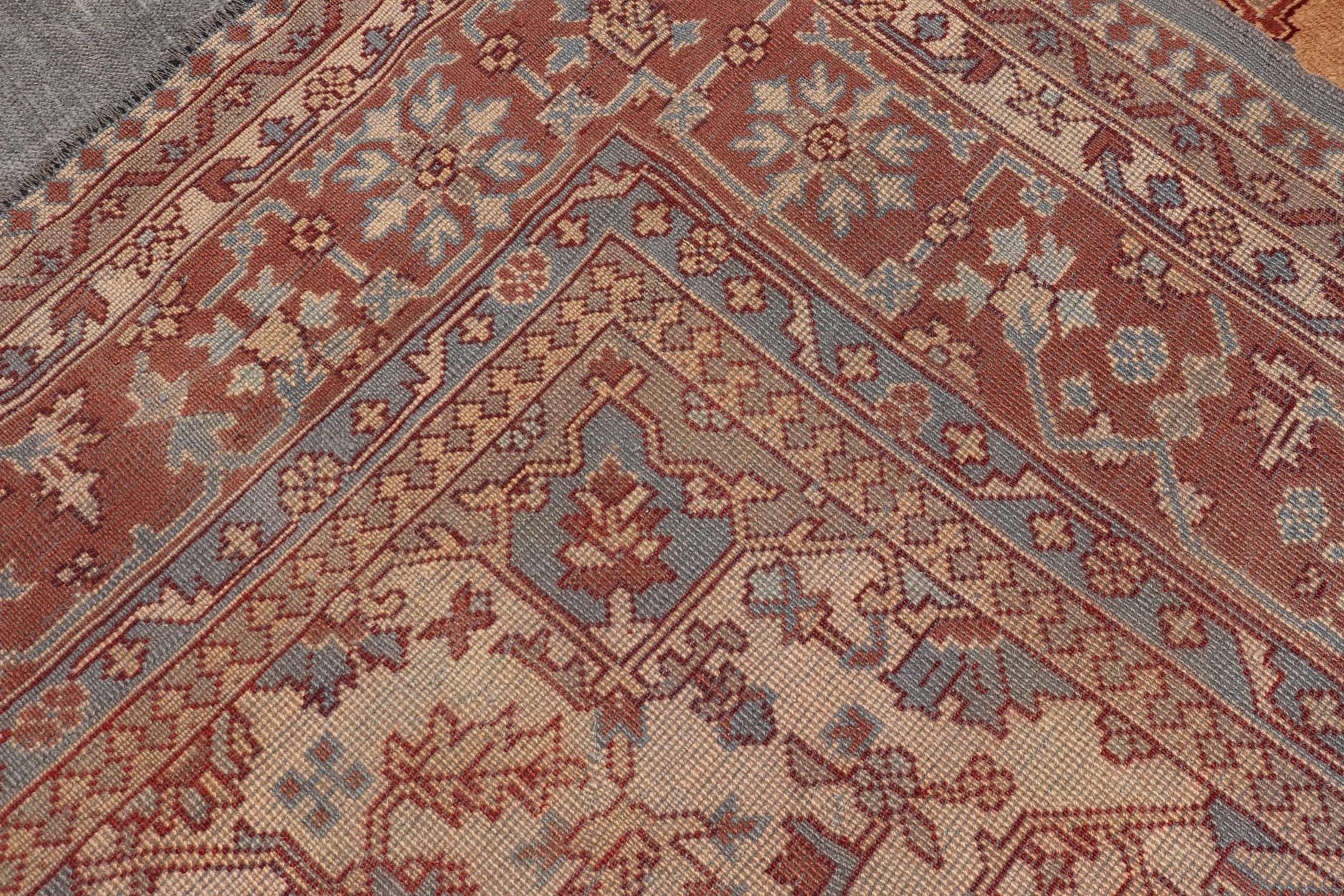 Antiker türkischer Oushak-Teppich mit schieferblauem Feld und brauner Bordüre 10'10 x 14'0 im Angebot 6
