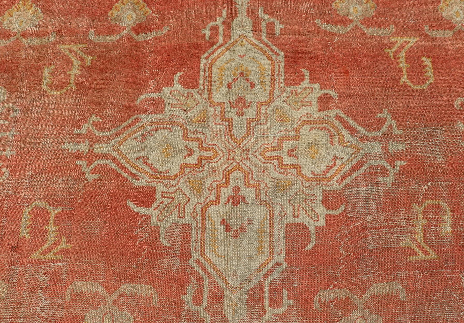 Antiker türkischer Oushak-Teppich mit weichem Apricot-Feld und verblasstem Creme 11'5 x 15'0 im Angebot 9