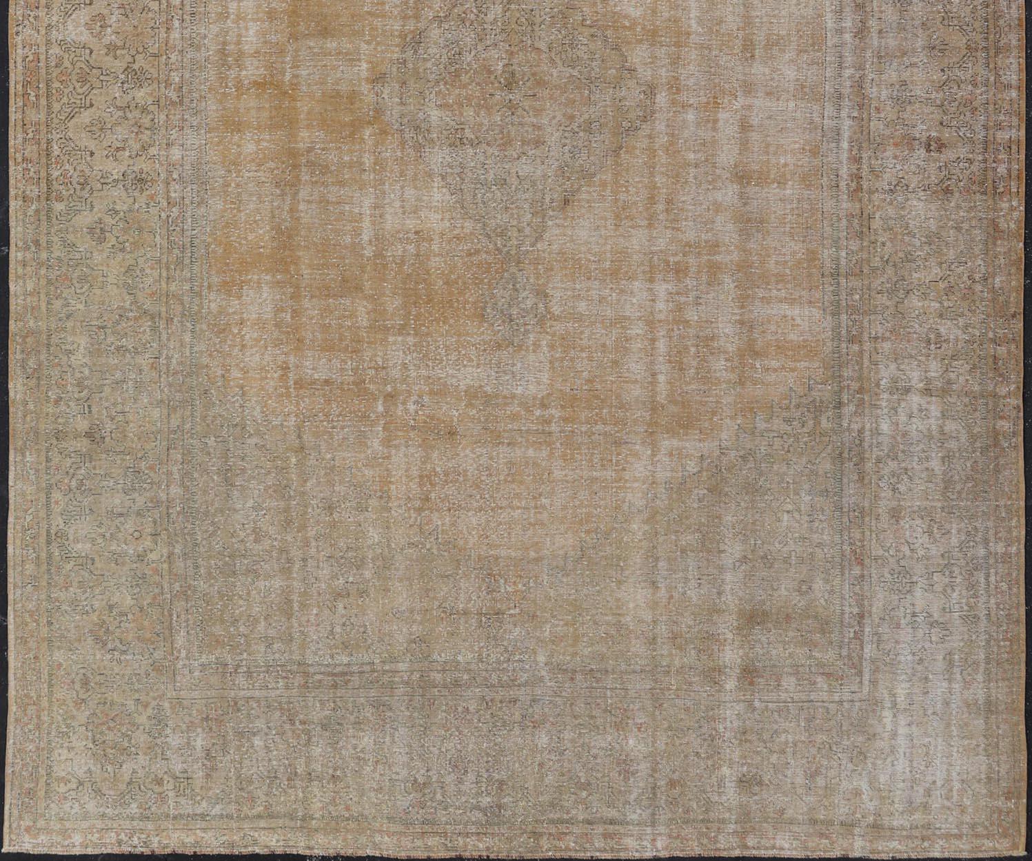 Tappeto antico turco Oushak con toni morbidi di cammello e grigio scuro 12'0 x 18'5 in vendita 7