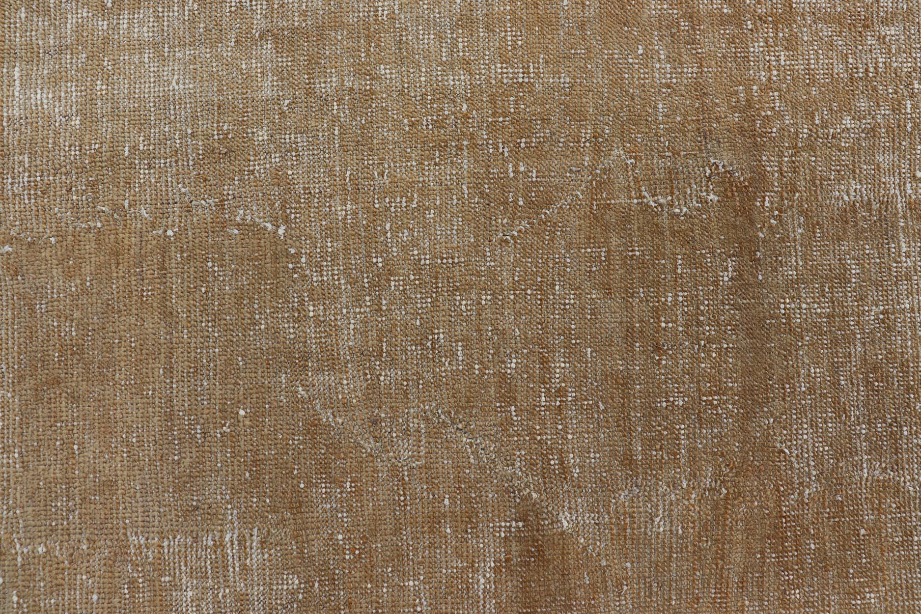 Annodato a mano Tappeto antico turco Oushak con toni morbidi di cammello e grigio scuro 12'0 x 18'5 in vendita