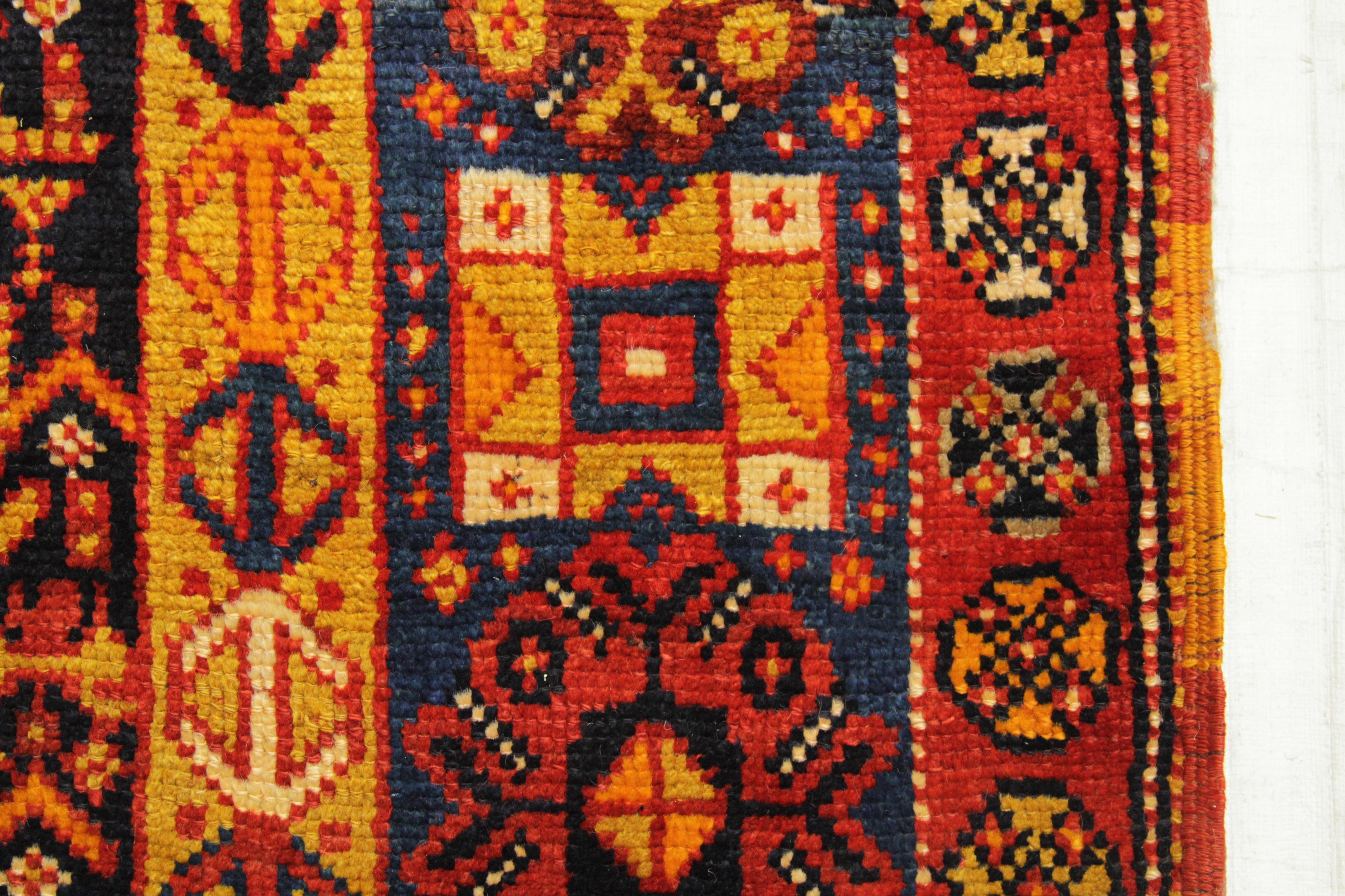 Antique Turkish Oushak Rug with Stunning Geometric Patterns, circa 1910s For Sale 2