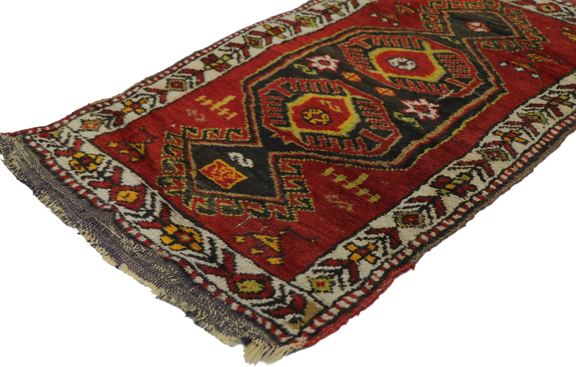 ?21694 antique Turkish Oushak rug with Tribal style 01'09 x 02'10. ??With its beguiling beauty and tribal style, this hand-knotted wool antique Turkish Oushak rug is immersed in Anatolian history. The abrashed red field features a hexagonal