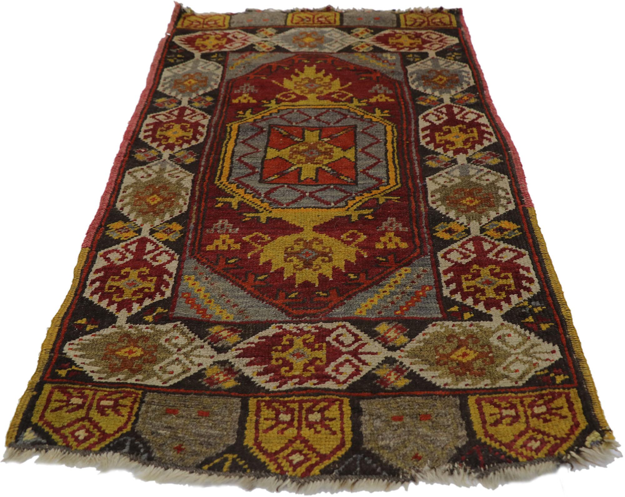 Antigua alfombra turca Oushak de estilo tribal Turco en venta