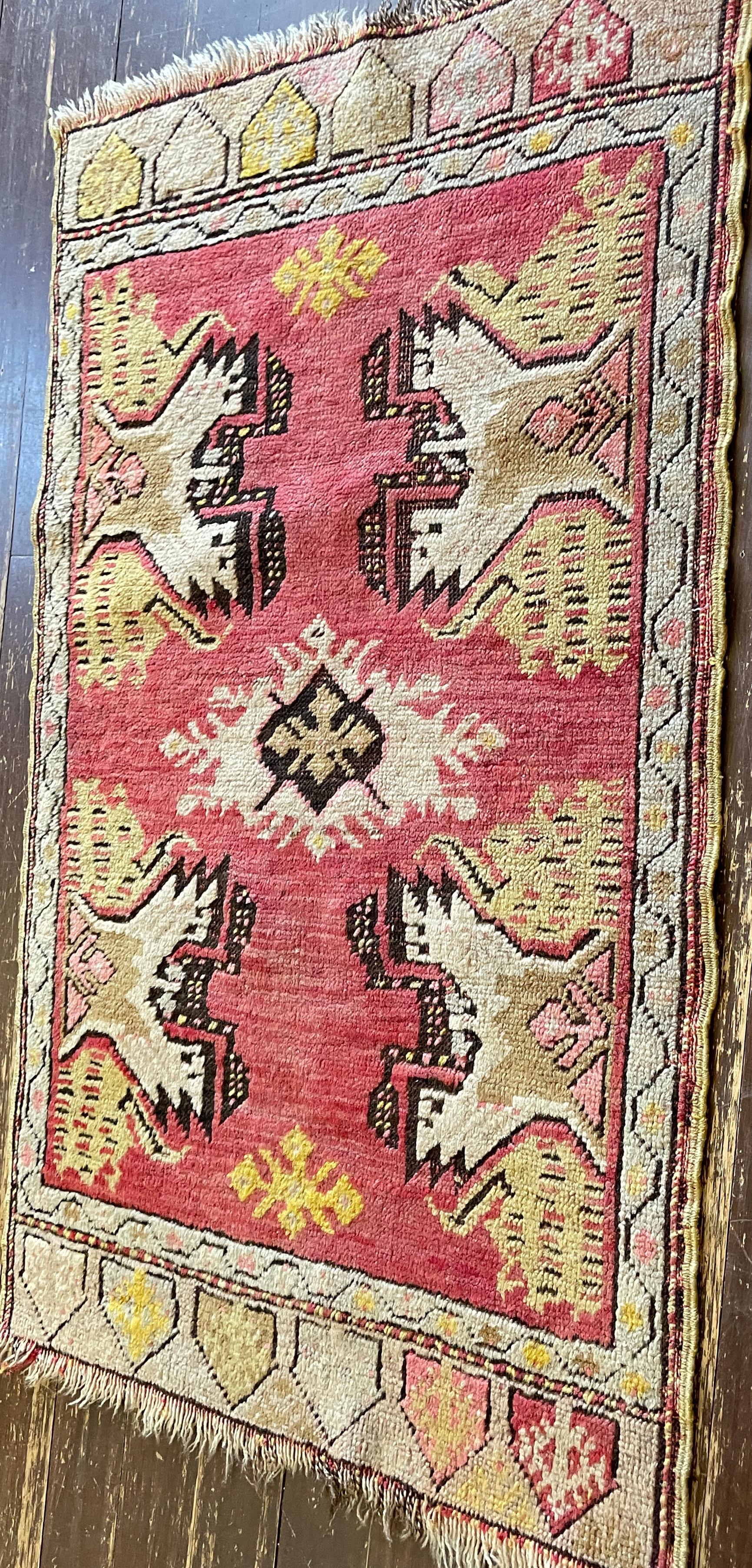 Antique  Turkish Oushak Yastik Anatolian Rug, Dragon design In Good Condition For Sale In Evanston, IL