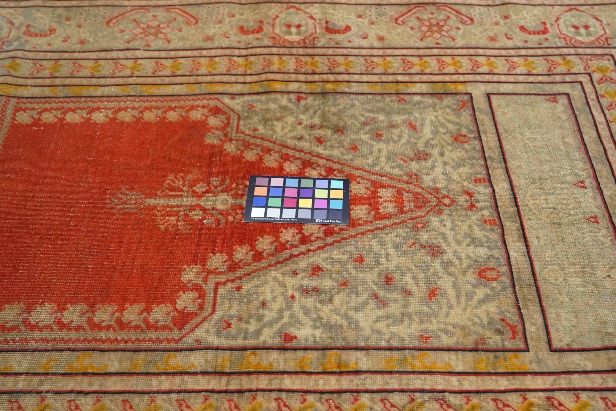 Antikes türkisches Gebet 4'6'' x 5'9'' (Handgeknüpft) im Angebot