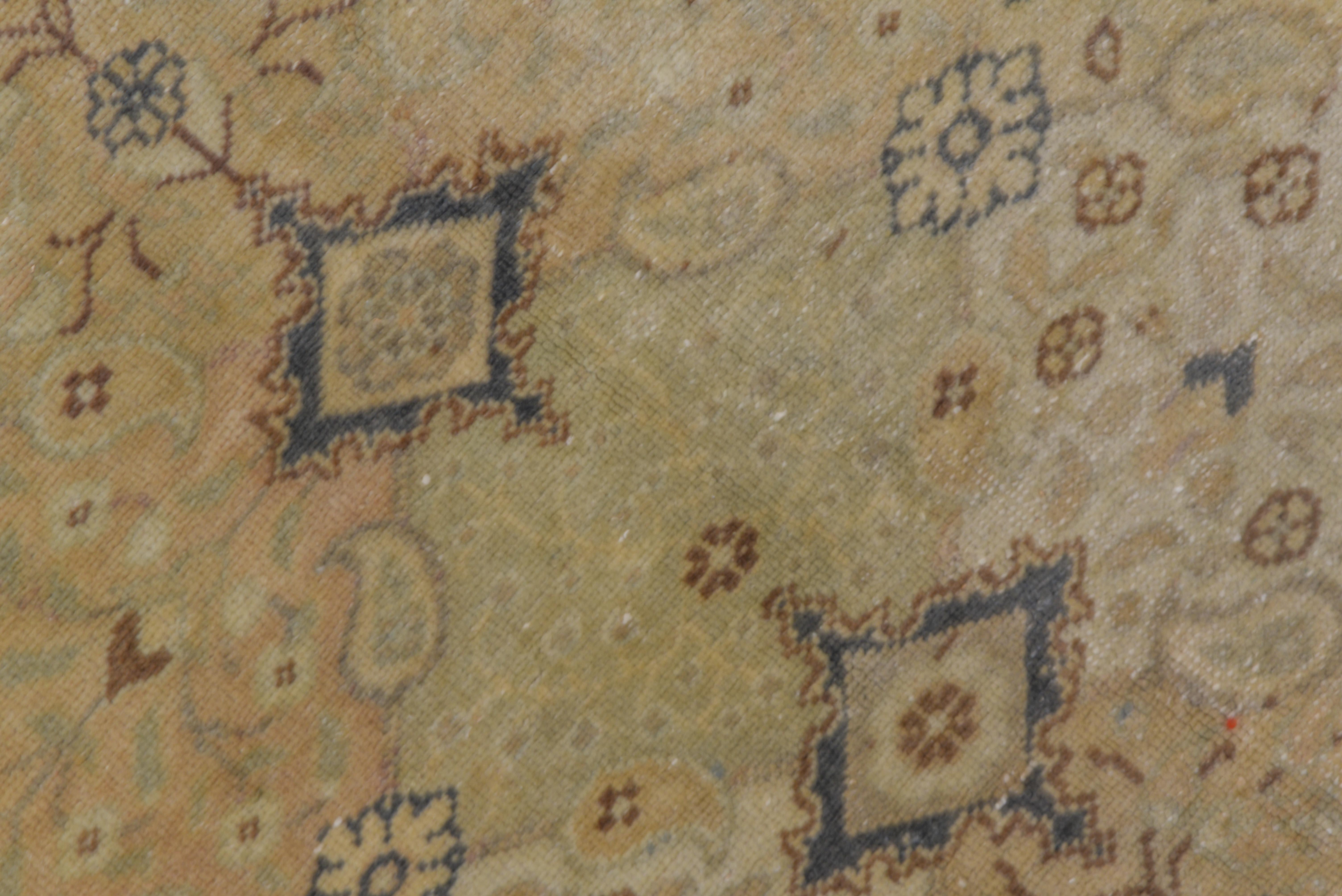 Antiker türkischer Teppich – Kaisary (20. Jahrhundert) im Angebot