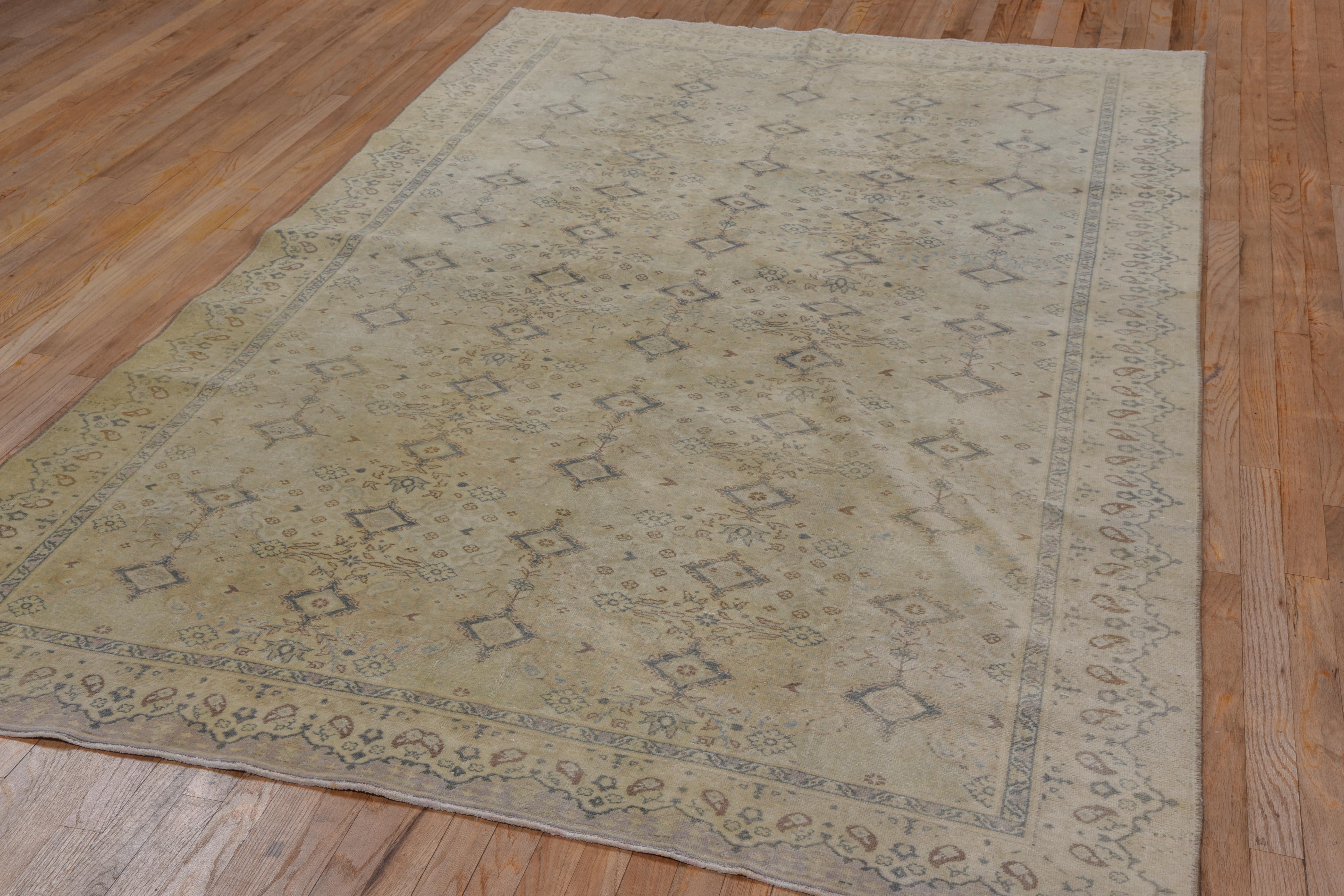 Antique Turkish Rug - Kaisary For Sale 2