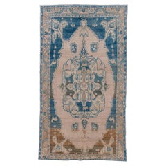 Antique Malayer Grand Medallion Rug 1950s - Cornflower Blue and Creamfstyle
