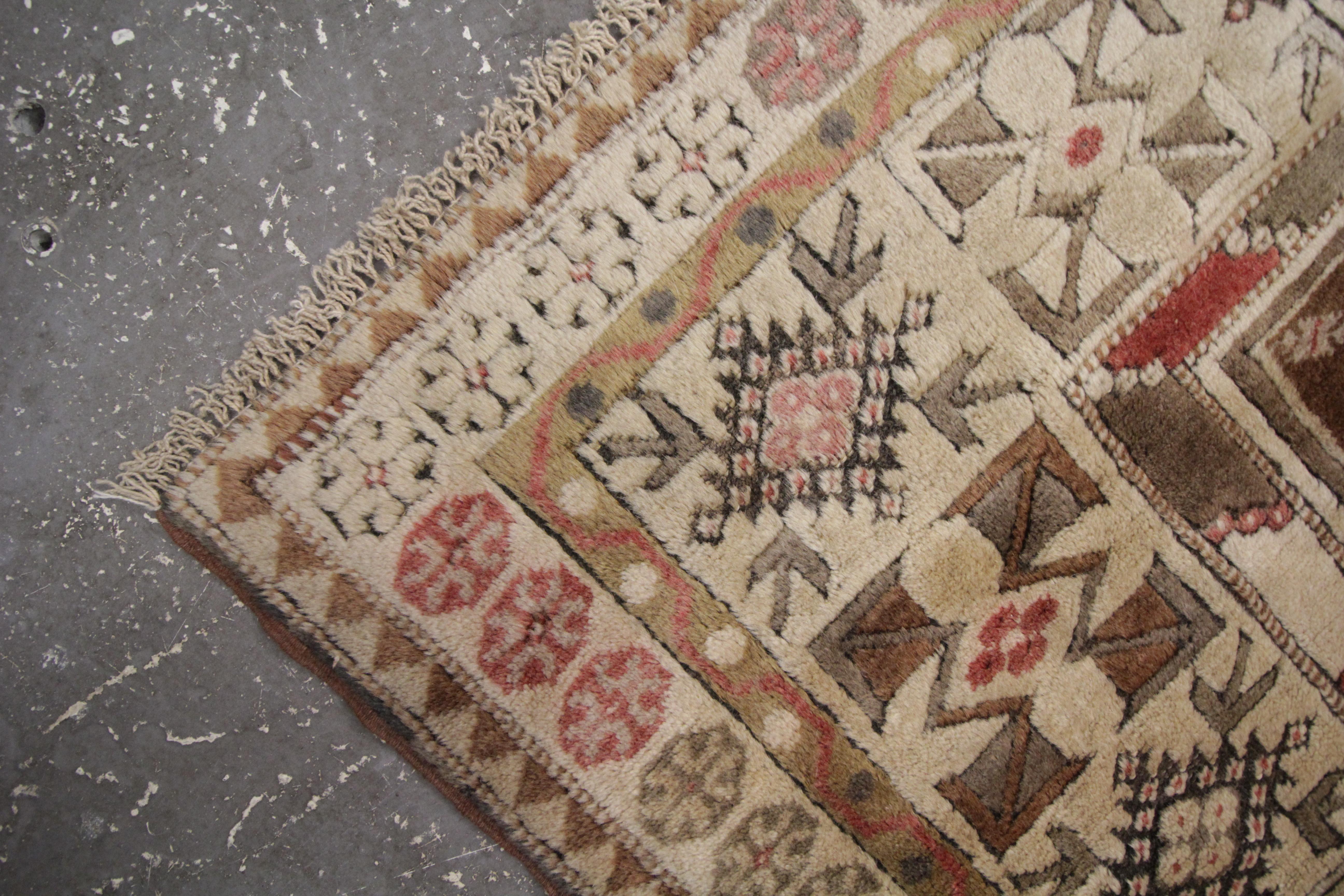 Antique Turkish Rugs, Vintage Rug Milas, Brown Rug, Handmade Carpet  In Excellent Condition For Sale In Hampshire, GB
