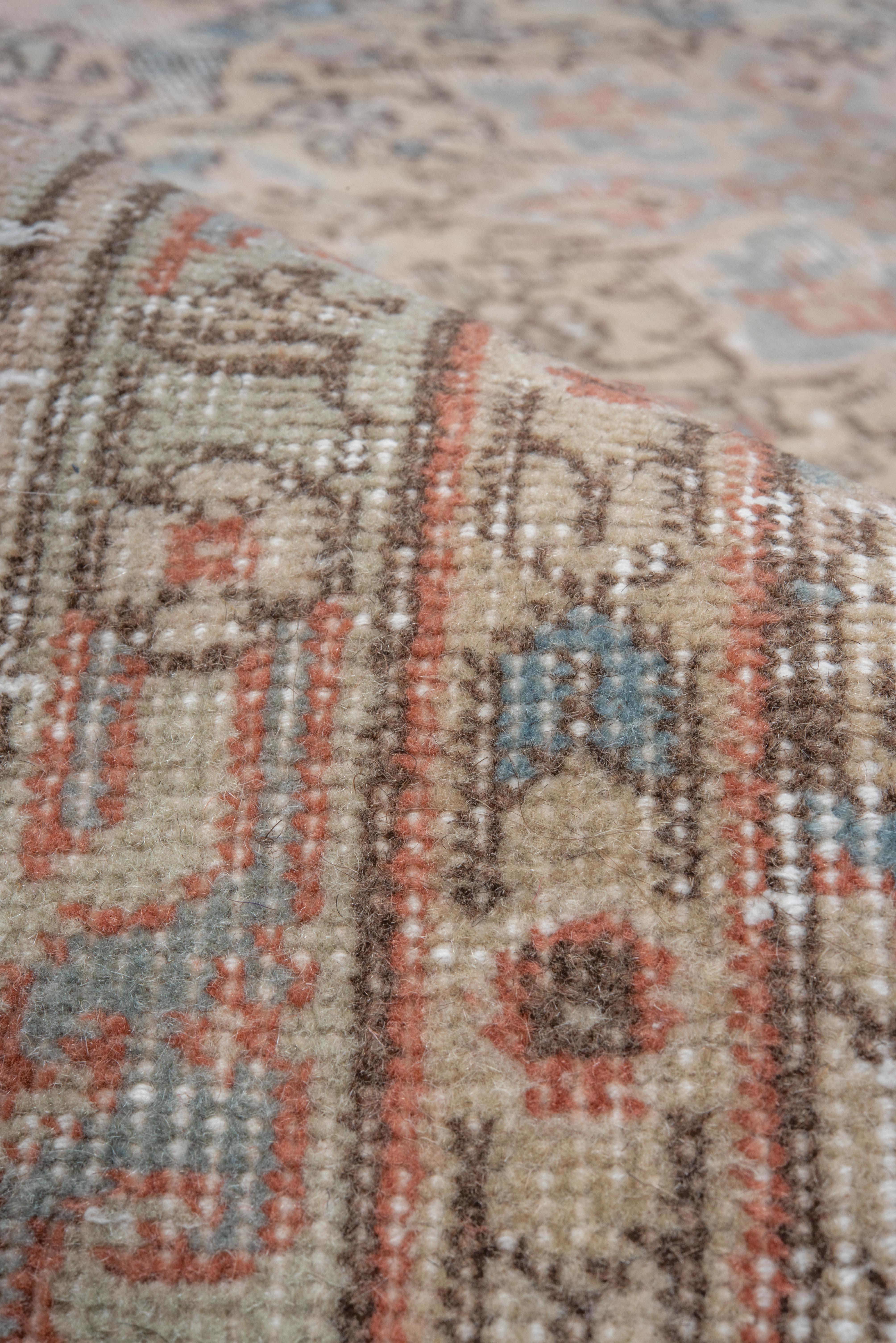 Antique Turkish Shabby Chic Rug 1960 In Good Condition For Sale In New York, NY