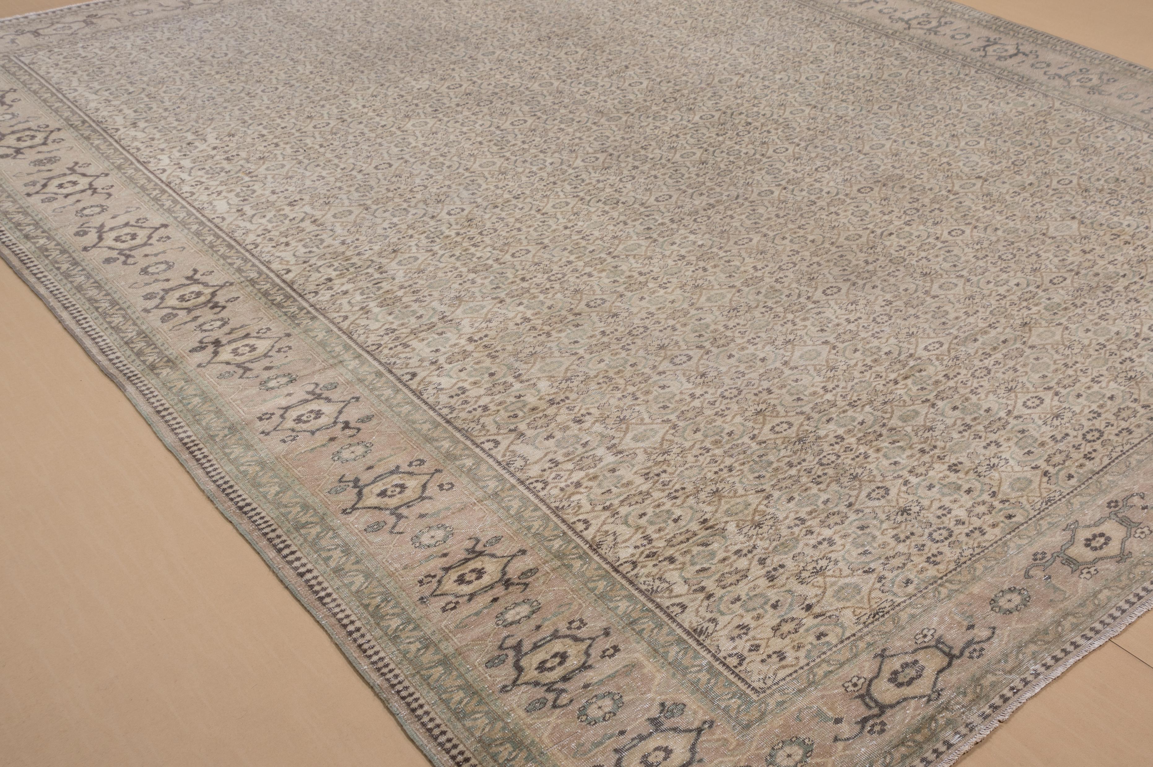 Hand-Knotted Antique Turkish Sivas Carpet, All-Over Design For Sale