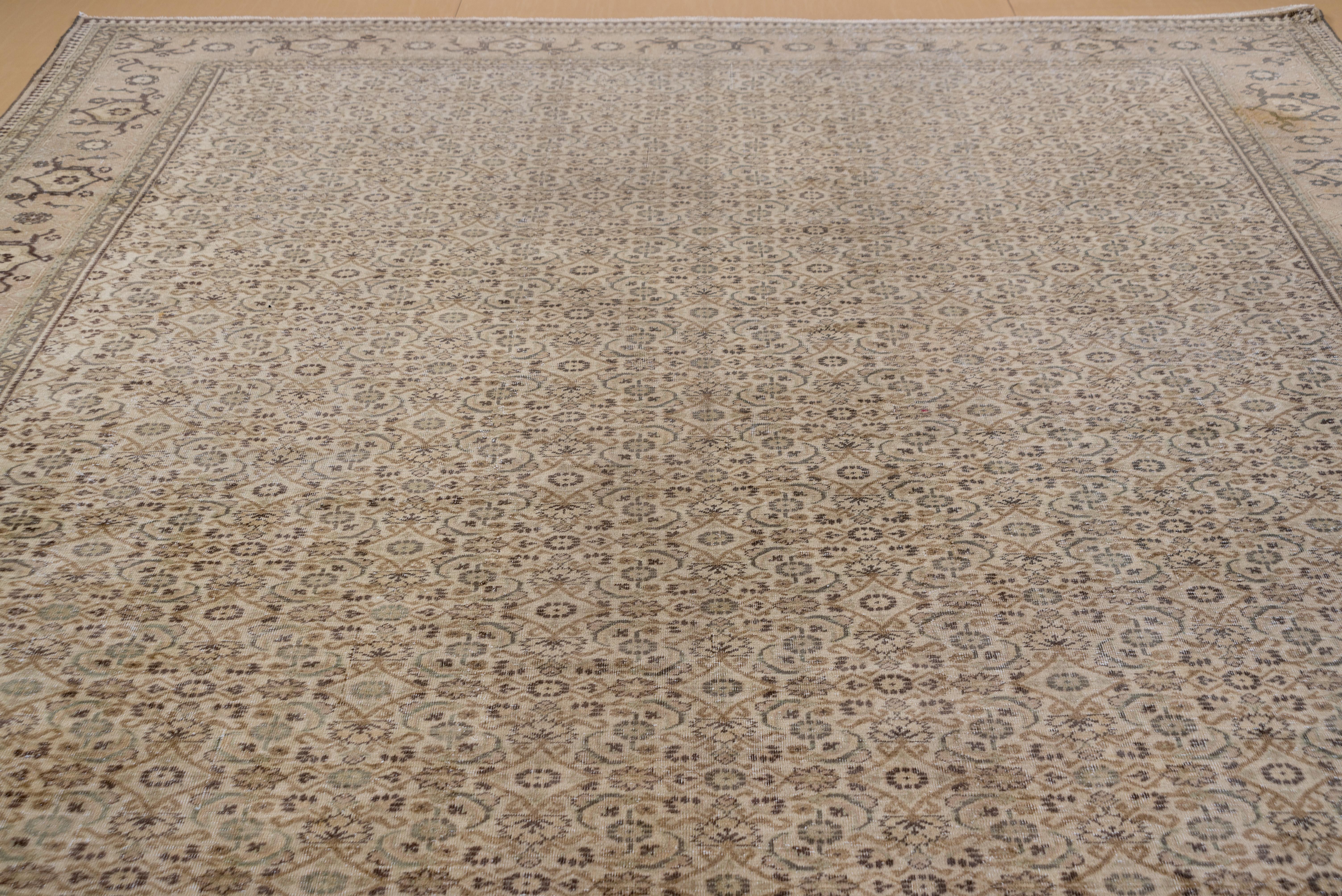 Mid-20th Century Antique Turkish Sivas Carpet, All-Over Design For Sale