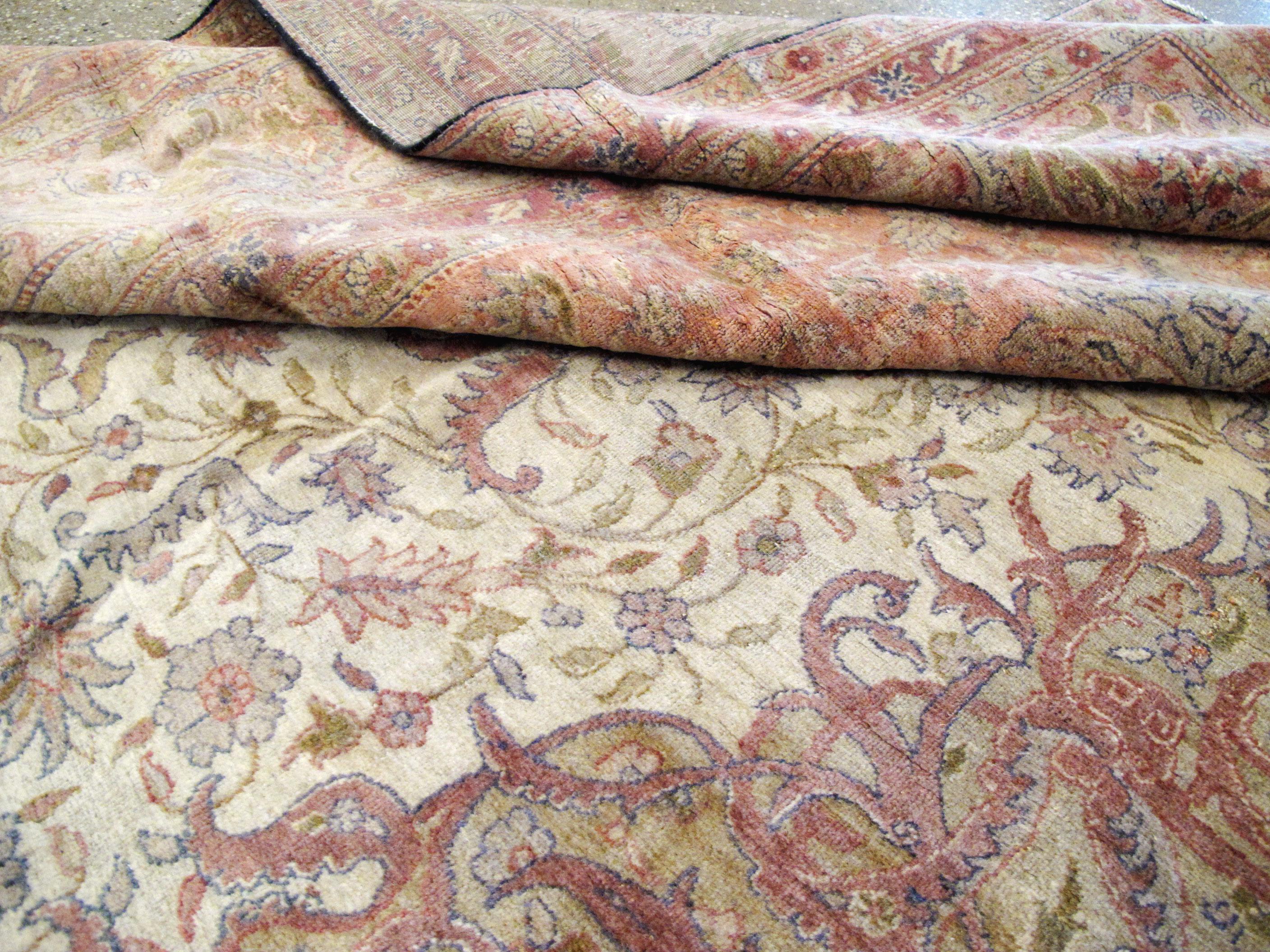 Antique Turkish Sivas Carpet For Sale 5