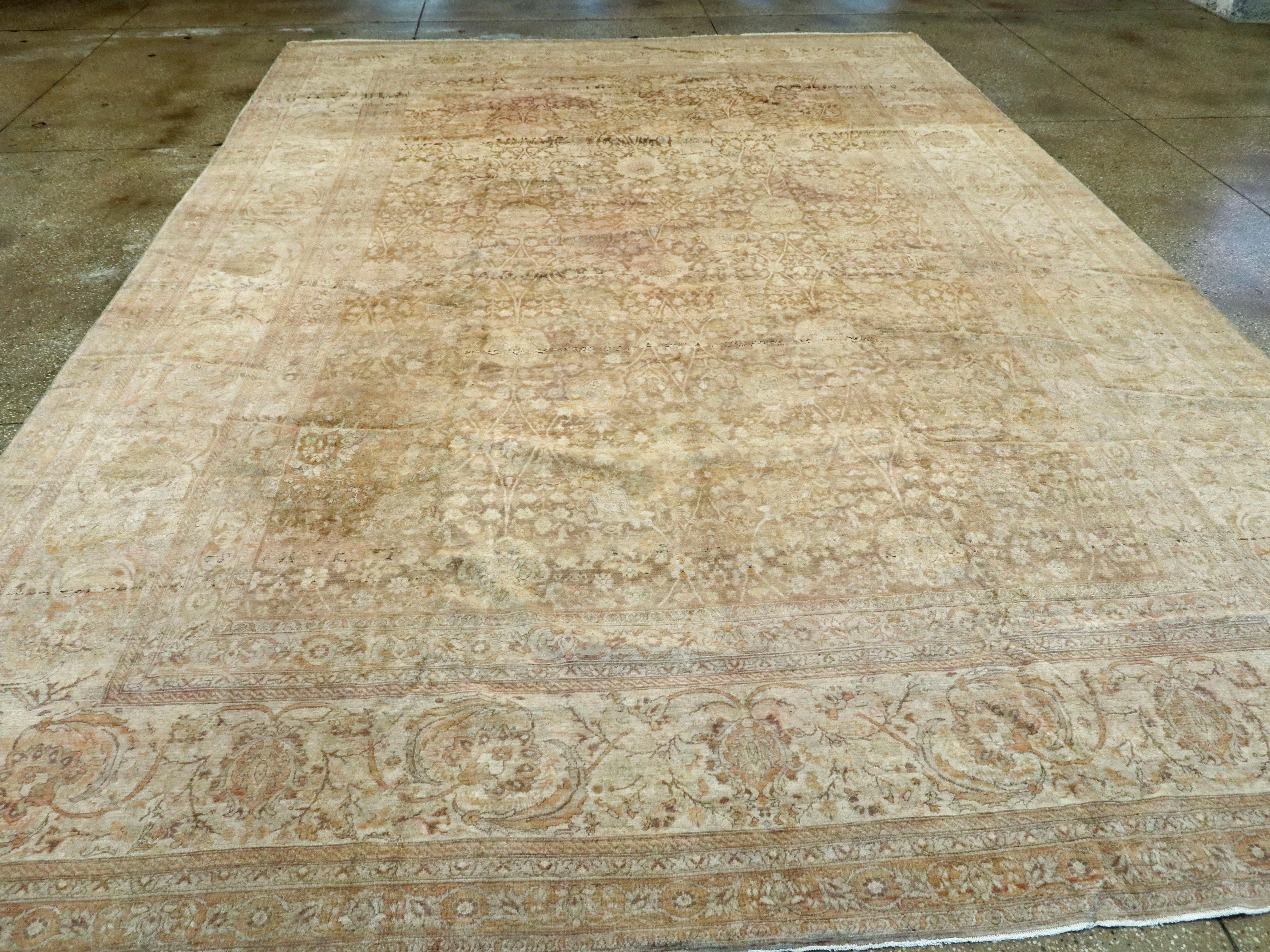 Hand-Knotted Antique Turkish Sivas Carpet For Sale