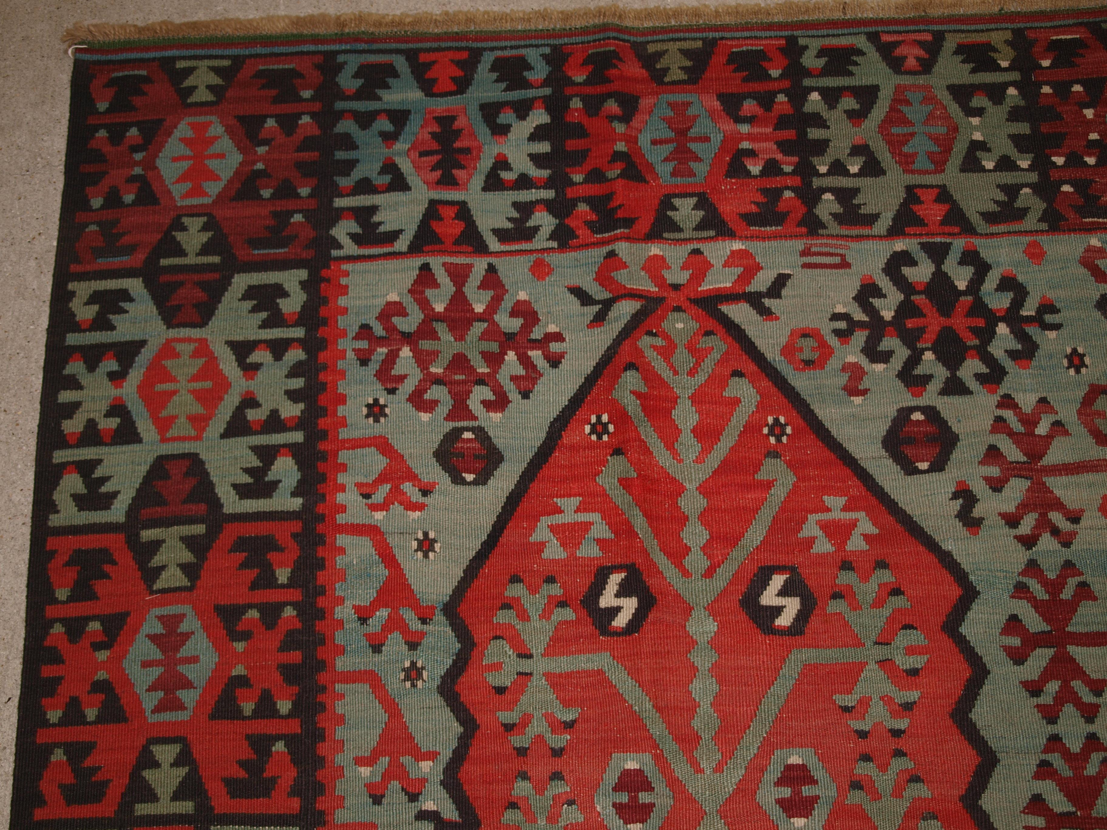 Édouardien Antique tapis Kilim turc Sivas de conception rare en vente
