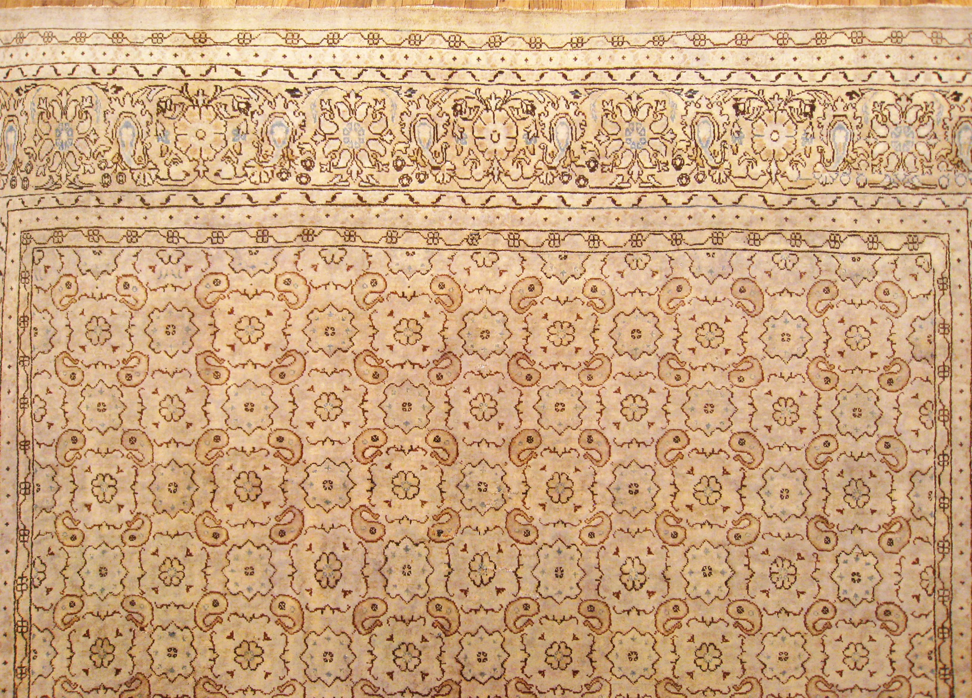 Wool Antique Turkish Sivas Oriental Carpet, in Room Size w/ Rosettes For Sale