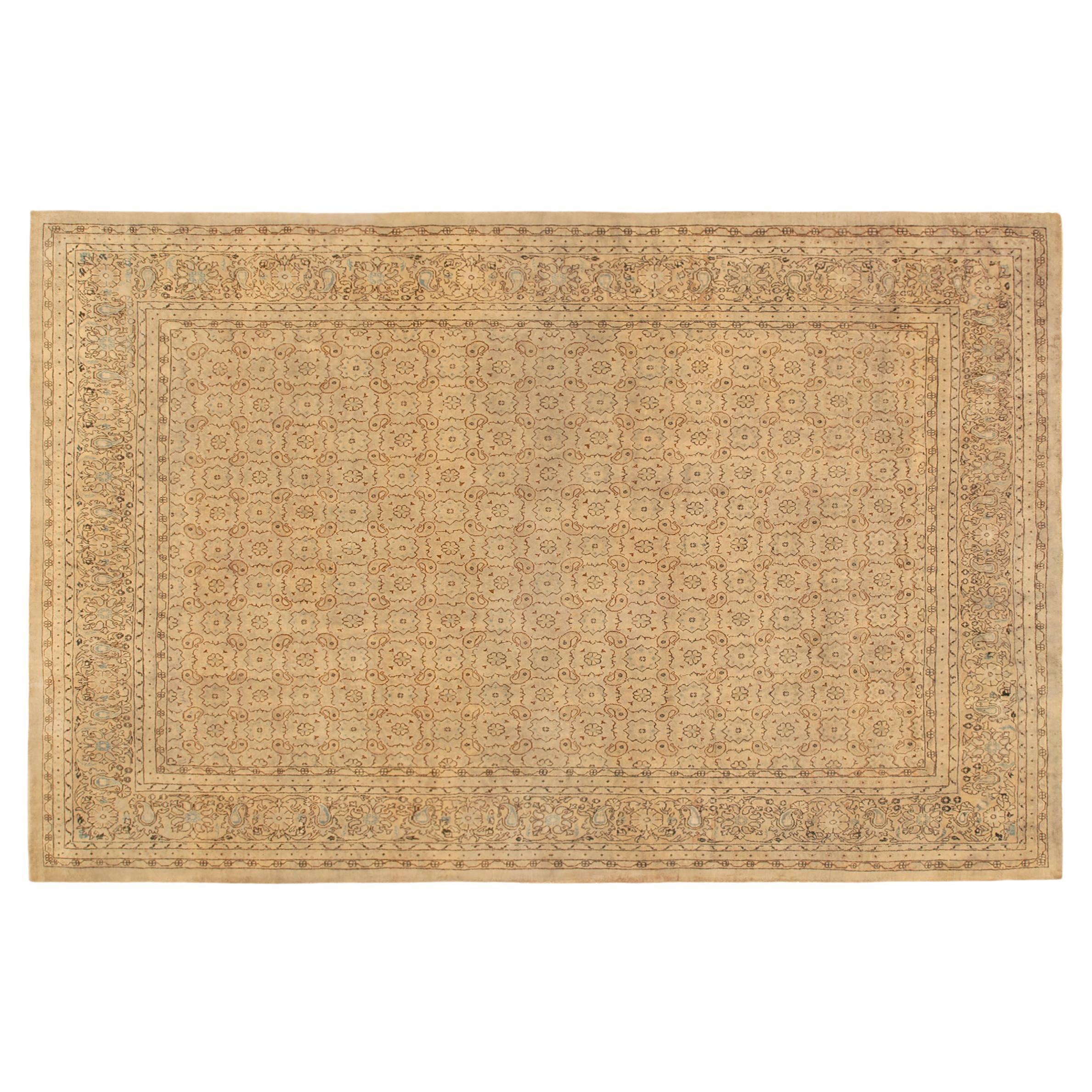 Antique Turkish Sivas Oriental Carpet, in Room Size w/ Rosettes For Sale