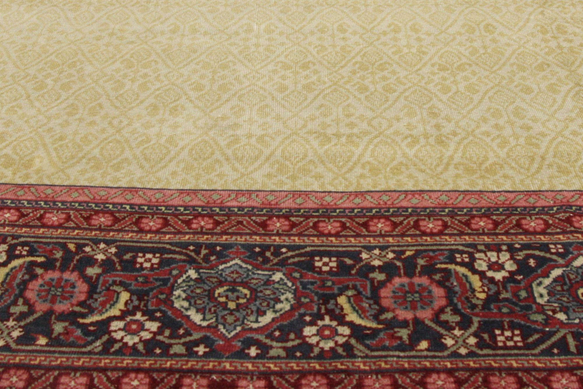 Antique Turkish Sivas Rug with Camel Hair In Good Condition For Sale In Dallas, TX