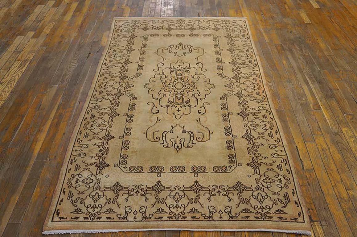 Antique Turkish rug, size: 4'0
