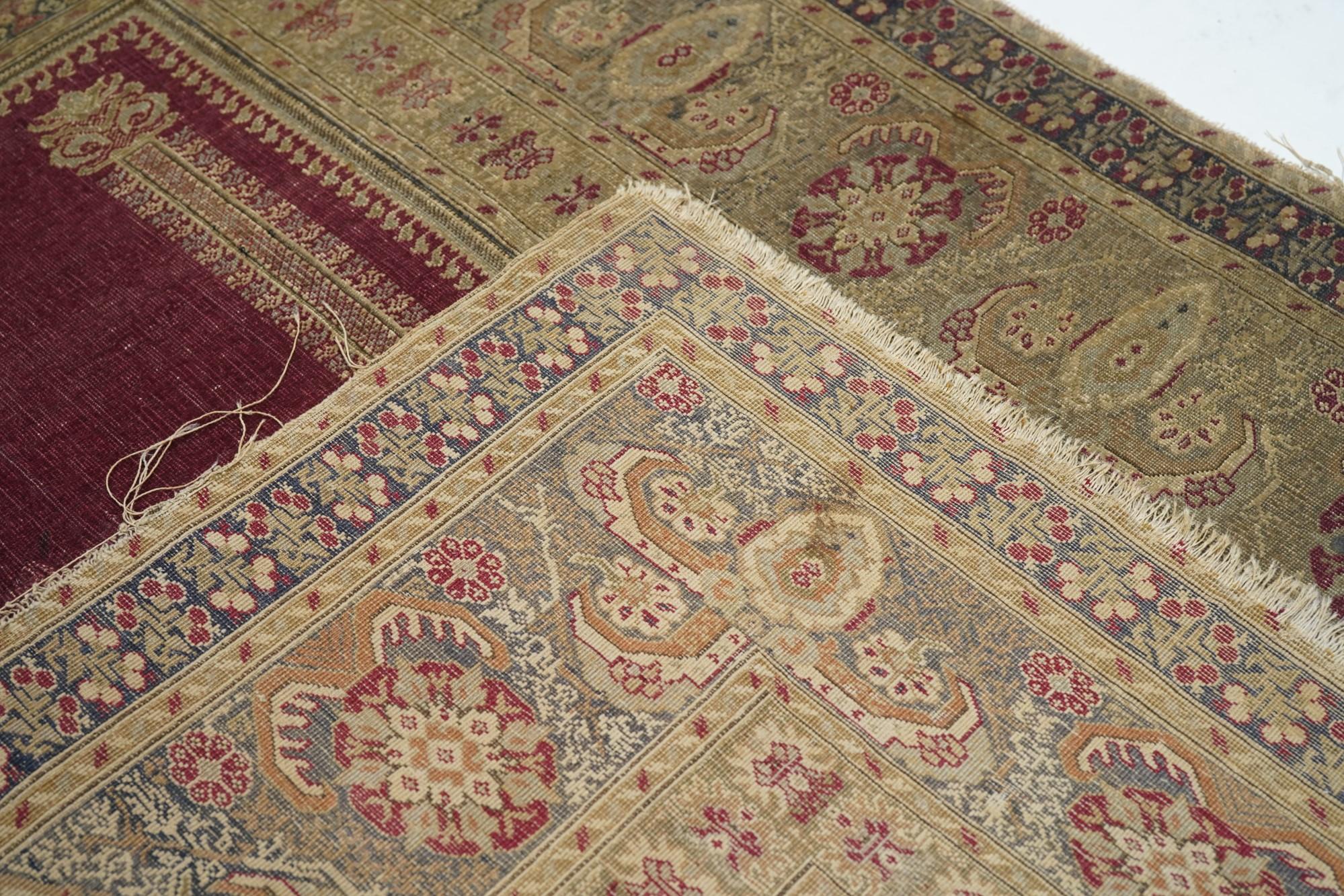 Alfombra Sivas Turca Antigua 4'3'' x 5'8'' en venta 3