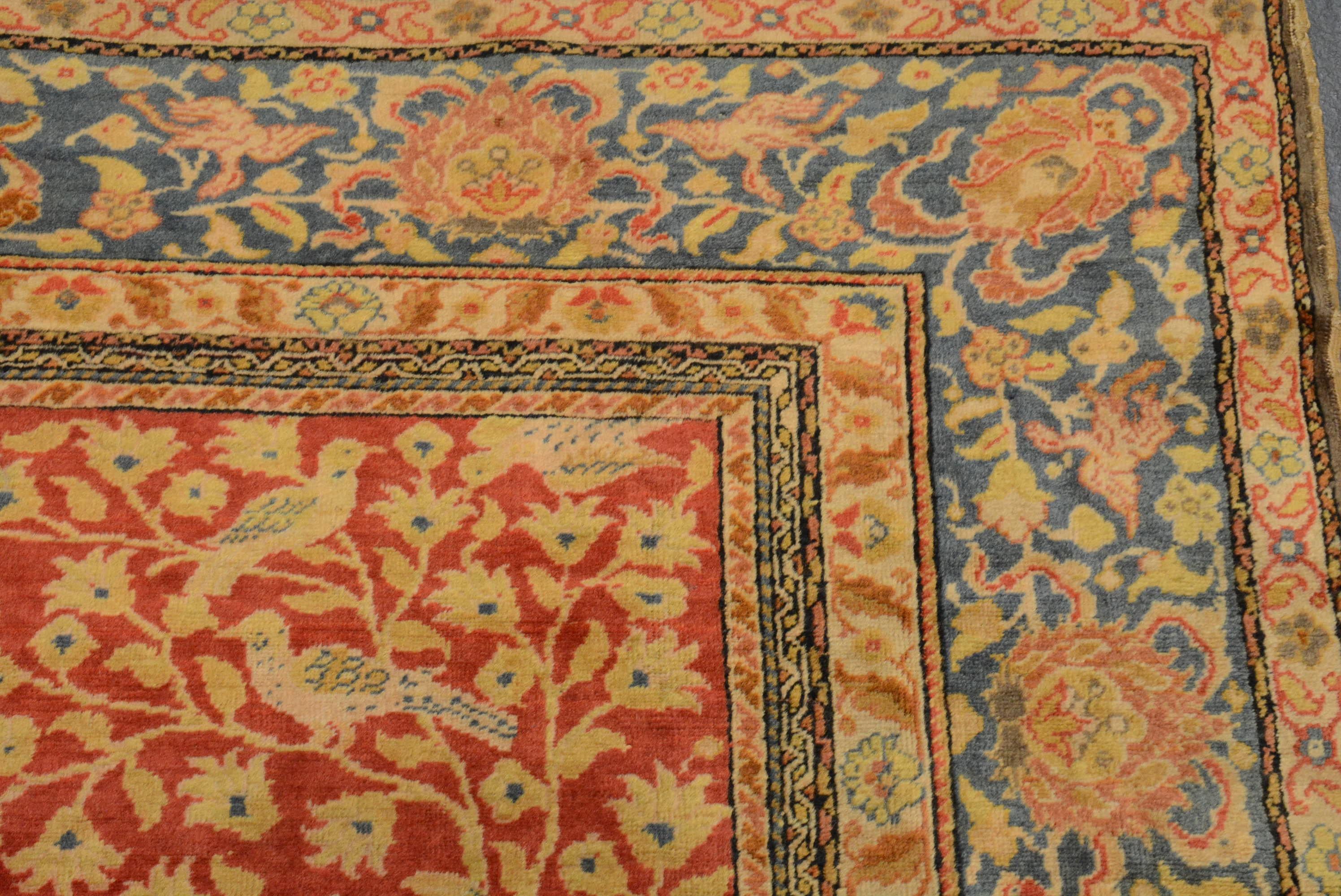 Antique Turkish Sivas Rug In Good Condition For Sale In Closter, NJ
