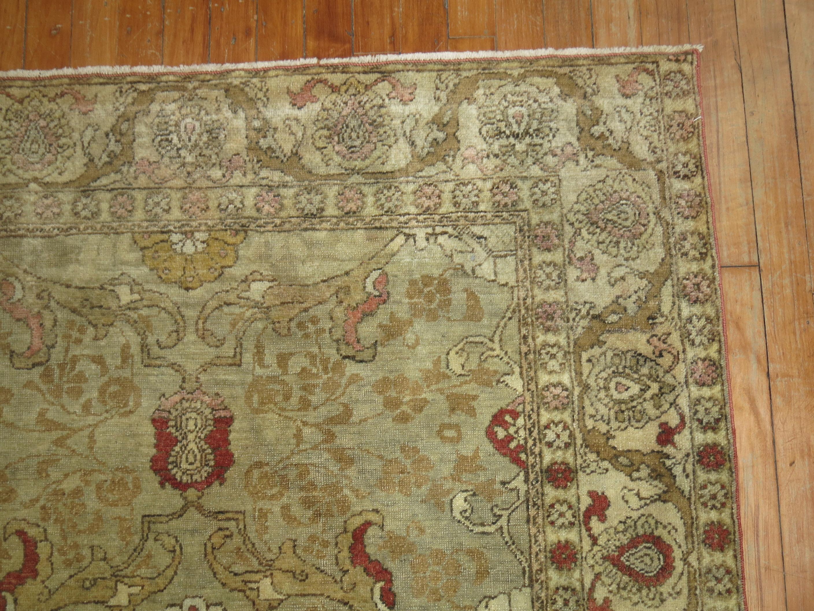Antiker türkischer Sivas-Teppich im Zustand „Gut“ im Angebot in New York, NY