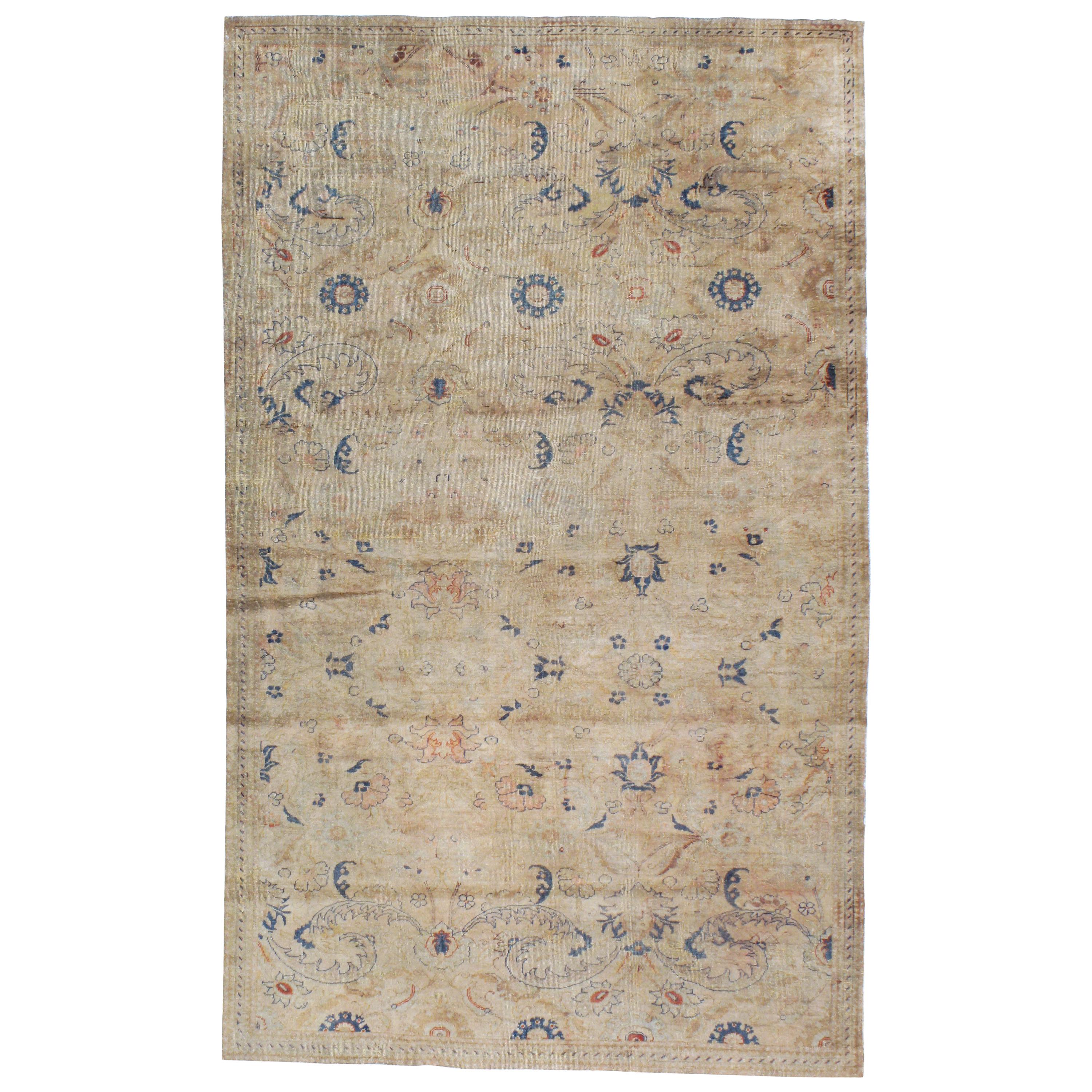 Antique Turkish Sivas Rug For Sale