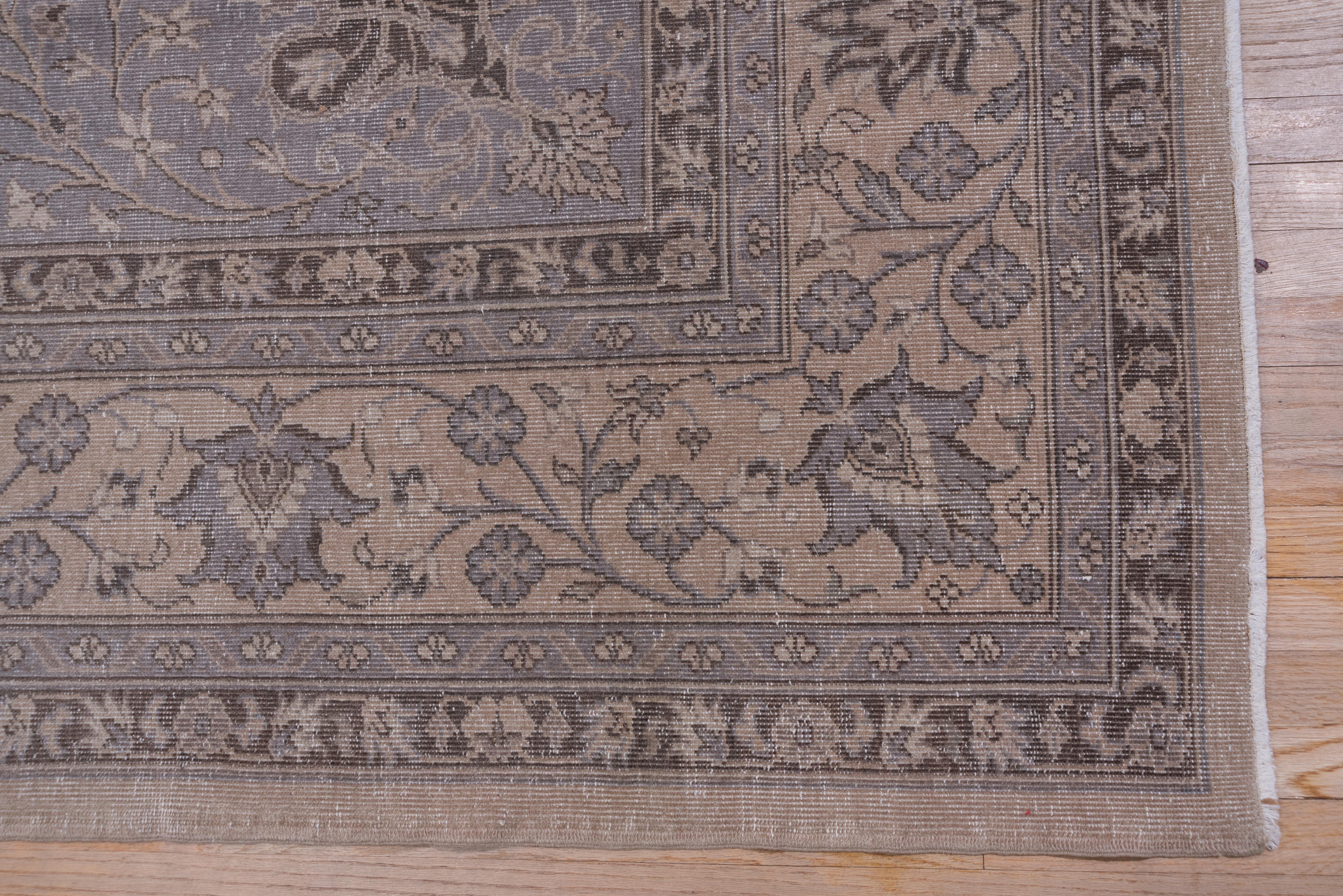 Mid-20th Century Antique Turkish Sivas Rug, Light Brown Field, Lavender and Gray Outer Field For Sale