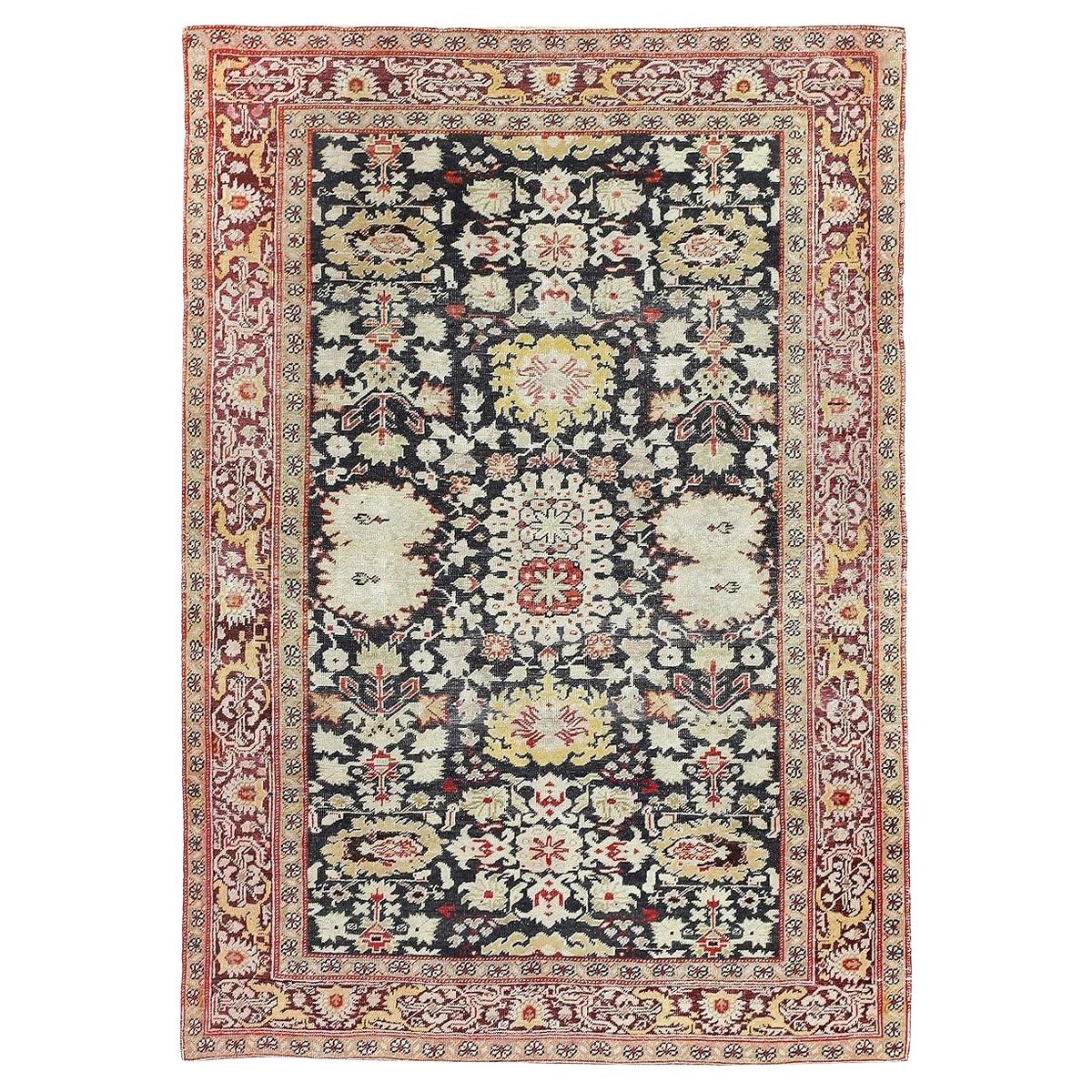 Antique Turkish Sivas Rug. Size: 4 ft 3 in x 5 ft 8 in