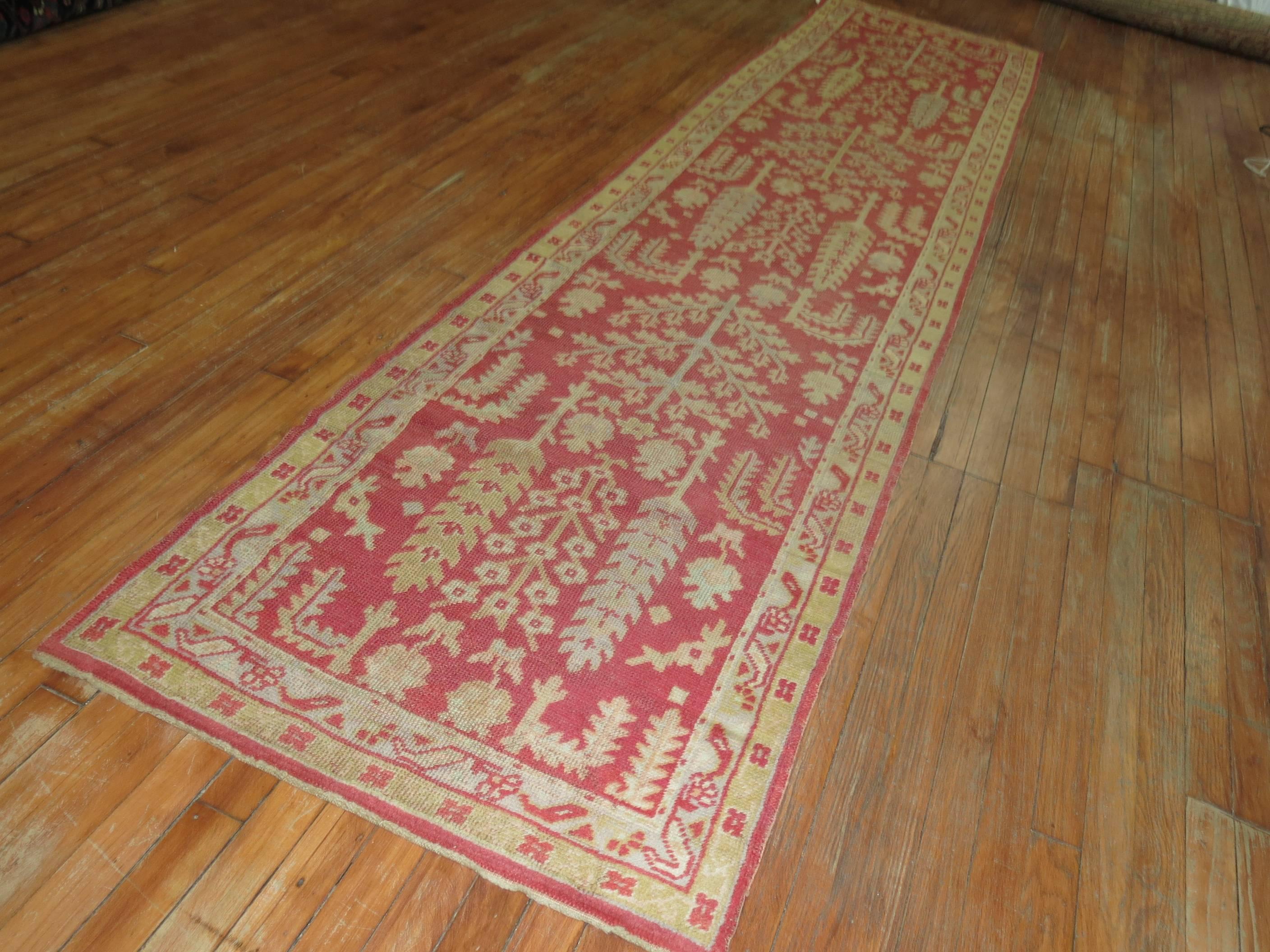 Antique Turkish Oushak Runner with Tree Design In Excellent Condition In New York, NY