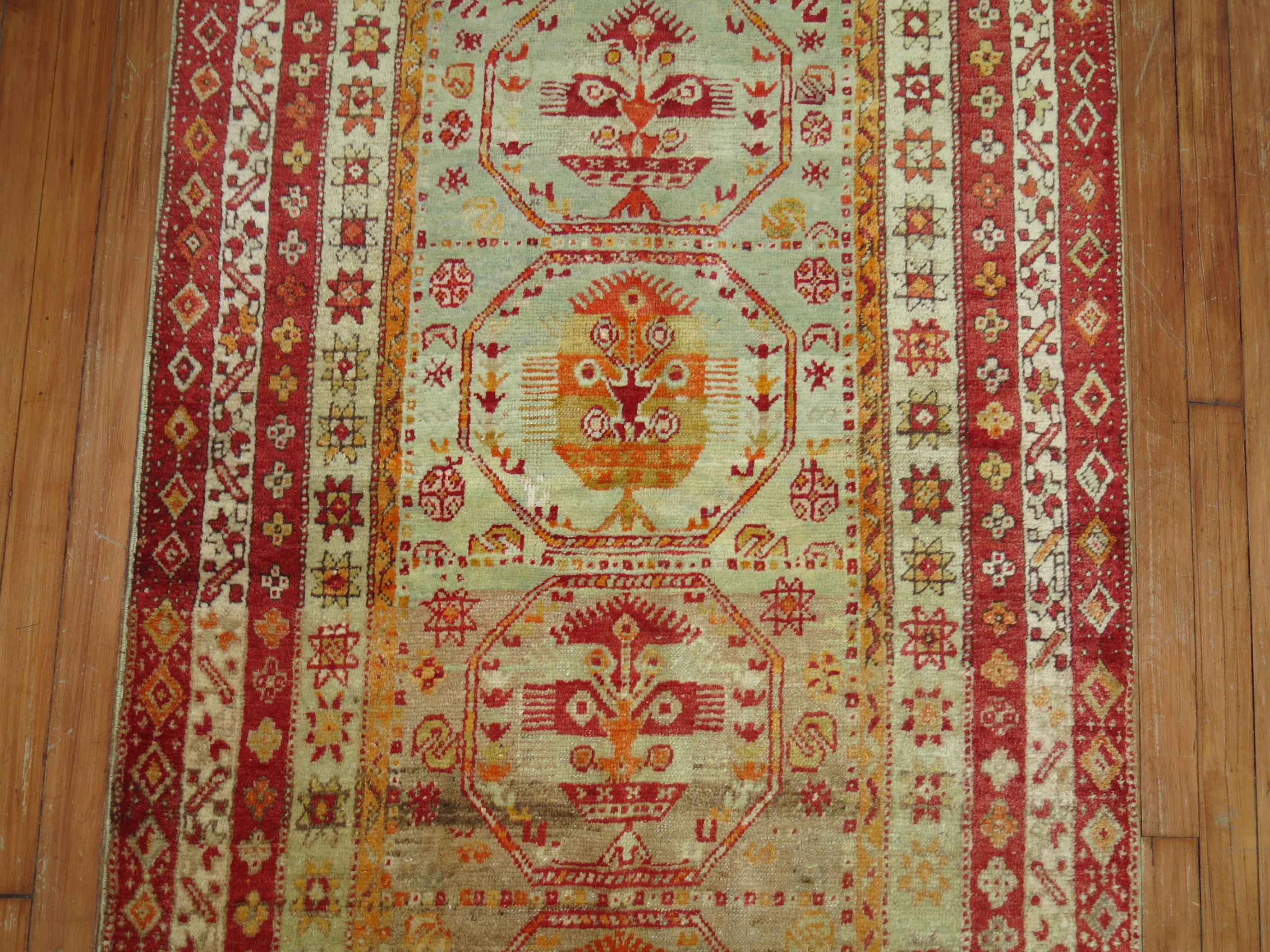 Antique Turkish Sivas Runner In Good Condition For Sale In New York, NY