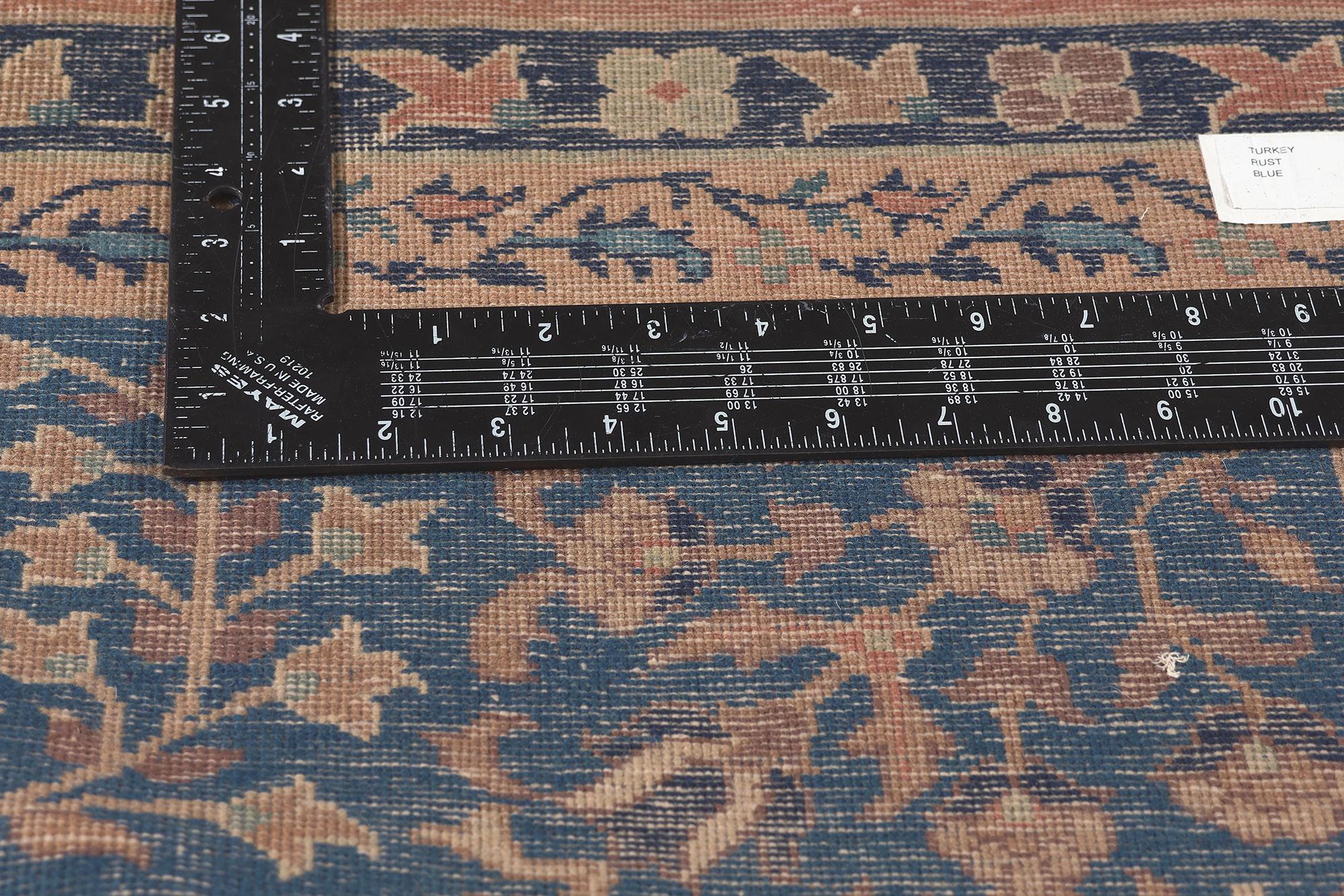 Antique Turkish Sparta Area Rug, Georgian Style Meets Relaxed Refinement In Good Condition For Sale In Dallas, TX