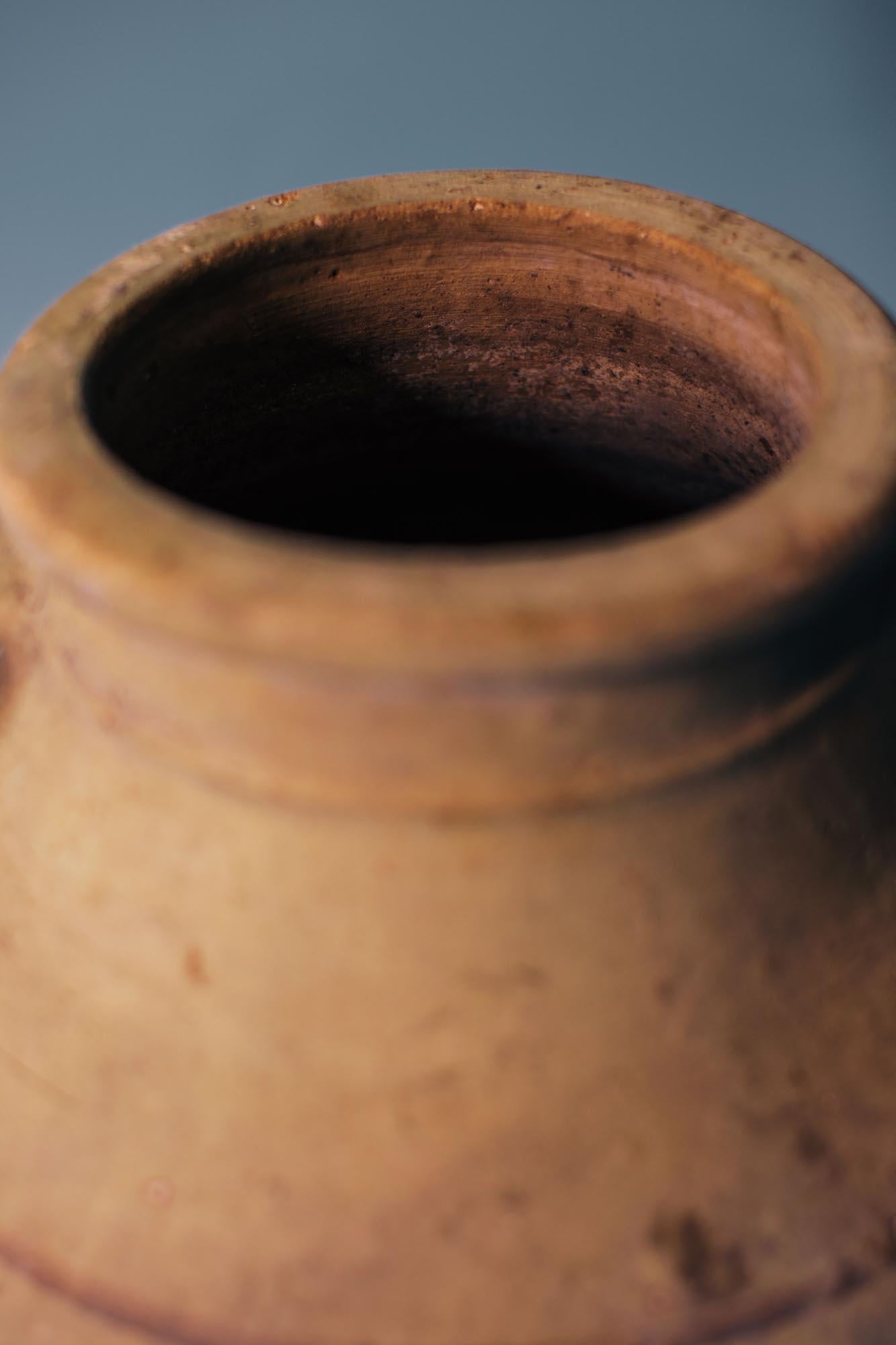 Turco Antique Turkish Terracotta Storage Jar, Early 20th Century Mediterranean Pottery in vendita