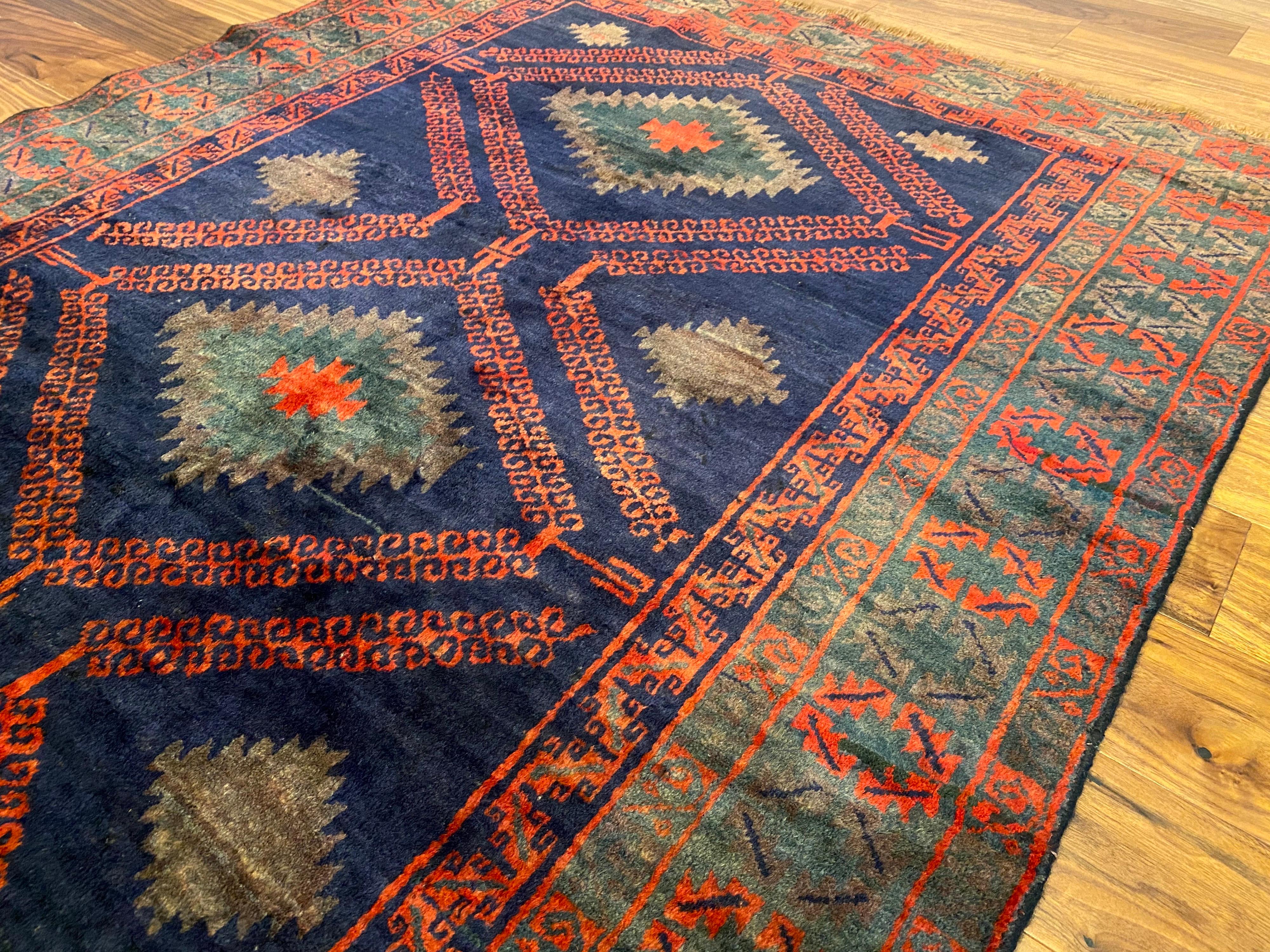 Antique Turkish Wool Rug In Good Condition For Sale In Stockton, NJ