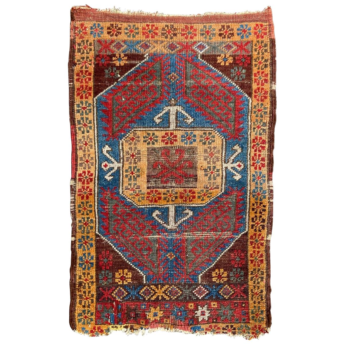 Bobyrug's schöner antiker türkischer Yastik-Teppich