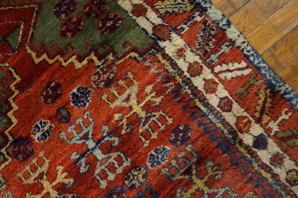 Antique Turkish Yuruk Rug In Good Condition For Sale In New York, NY
