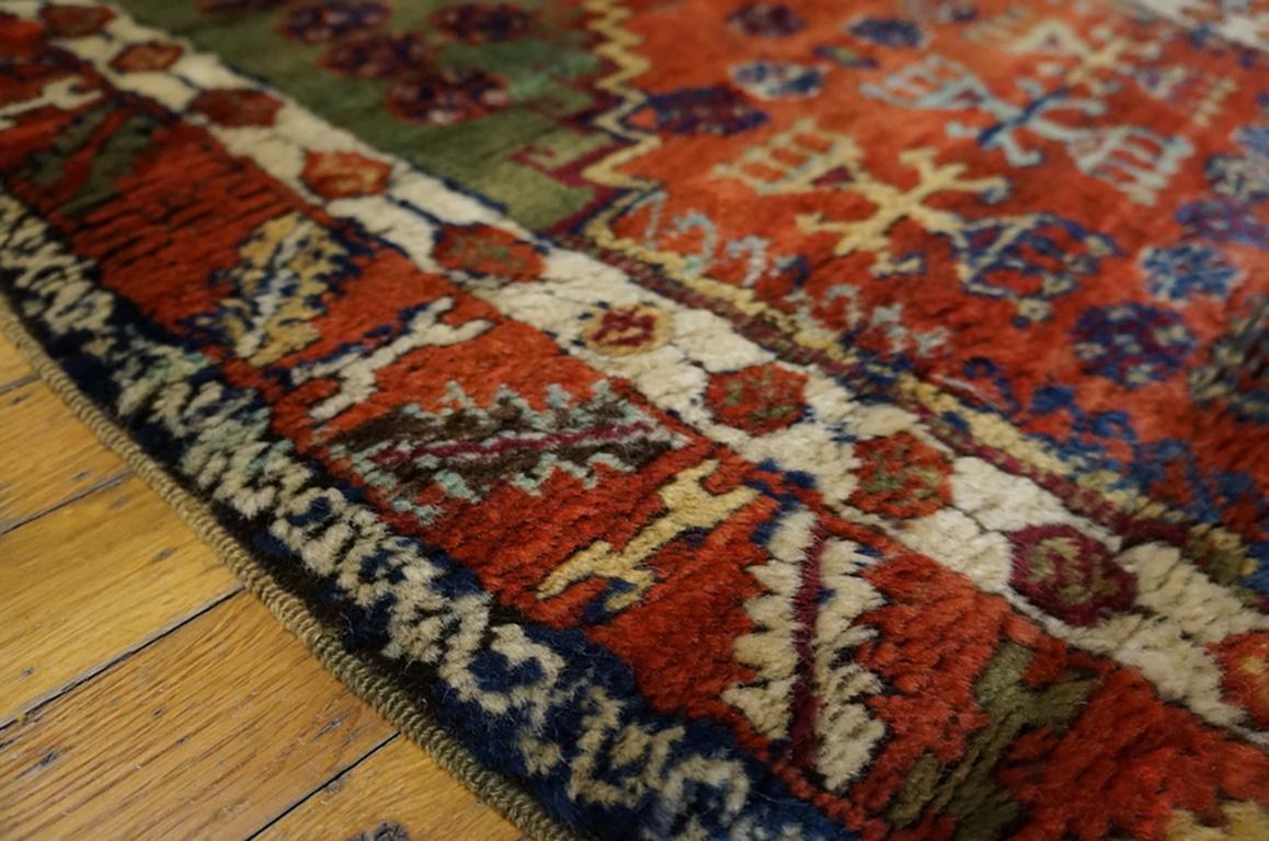 Antiker türkischer Yuruk-Teppich (Wolle) im Angebot
